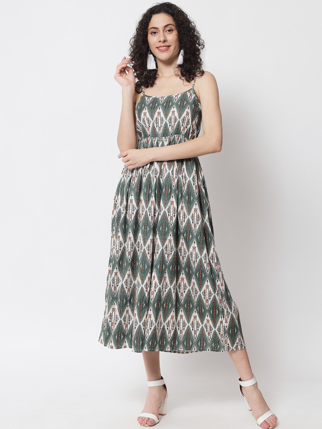 

Meeranshi Green Midi Dress