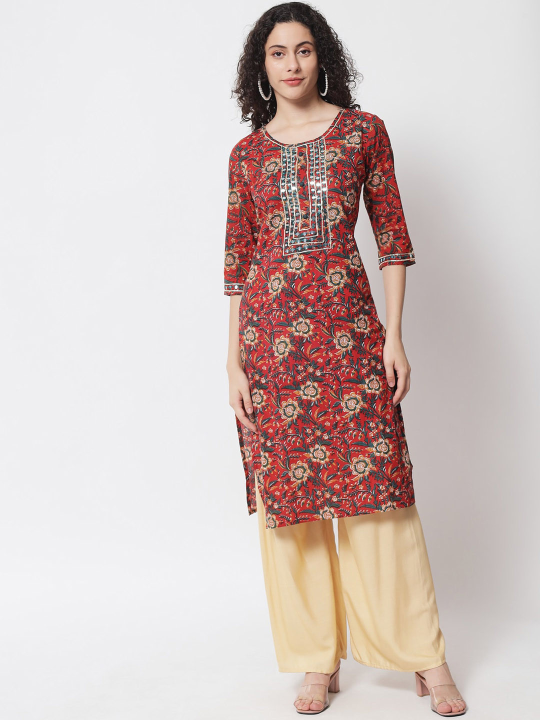 

Meeranshi Women Maroon Floral Printed Floral Kurta