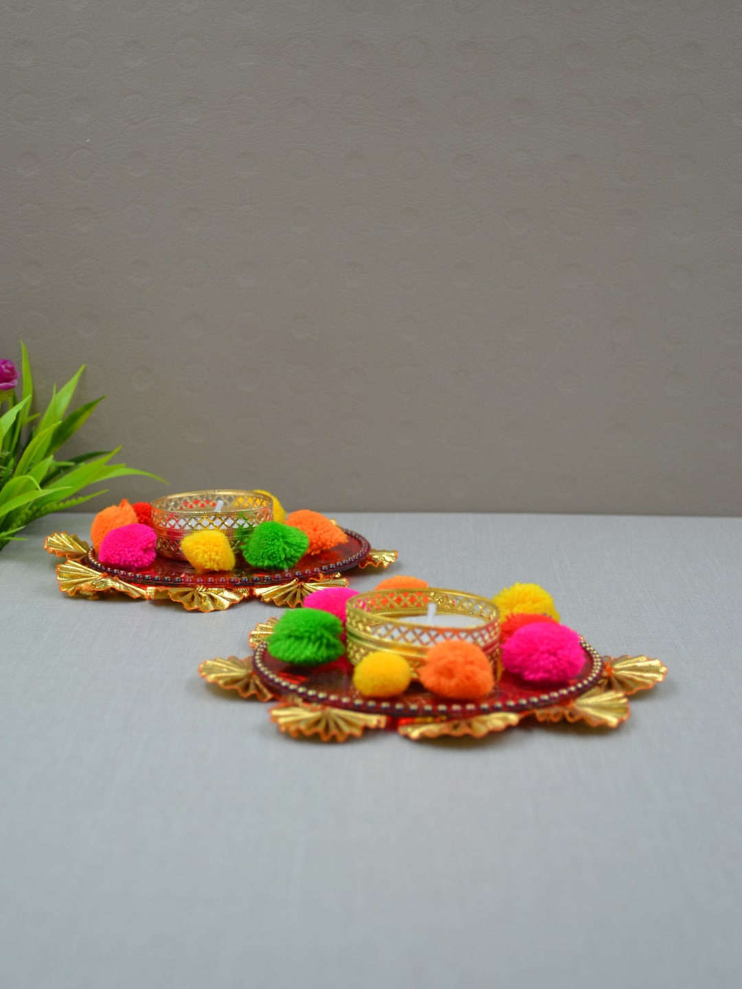 

Craftvatika Set Of 2 Multicoloured Candle Holder, Multi