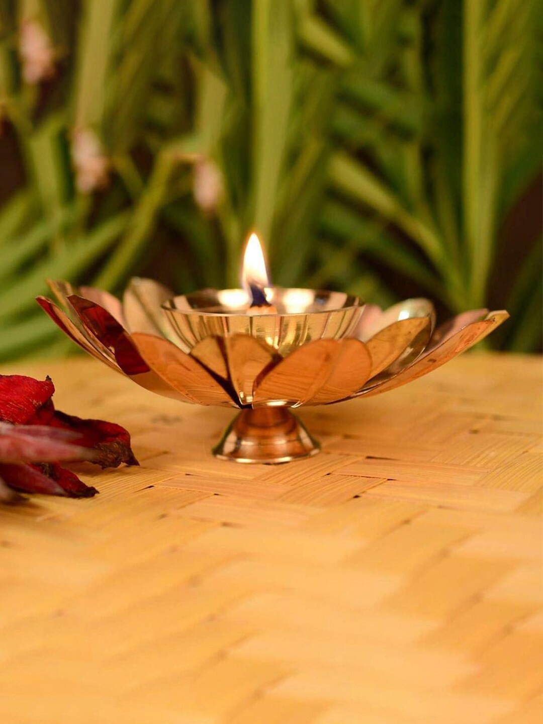 

Craftvatika Set of 12 Gold-Toned Diyas