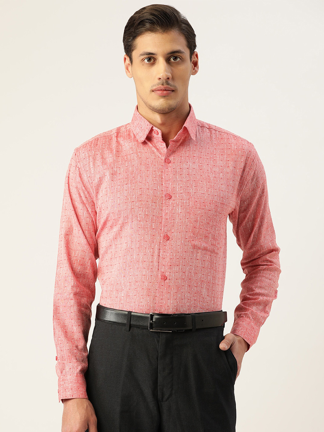

JAINISH Men Red Standard Formal Shirt