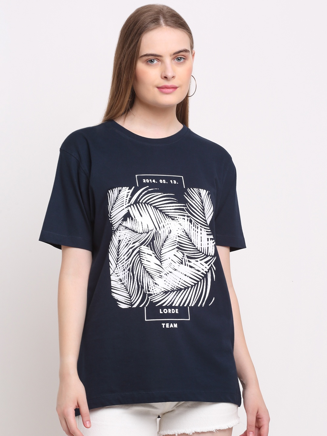 

Ennoble Men Navy Blue High Neck T-shirt