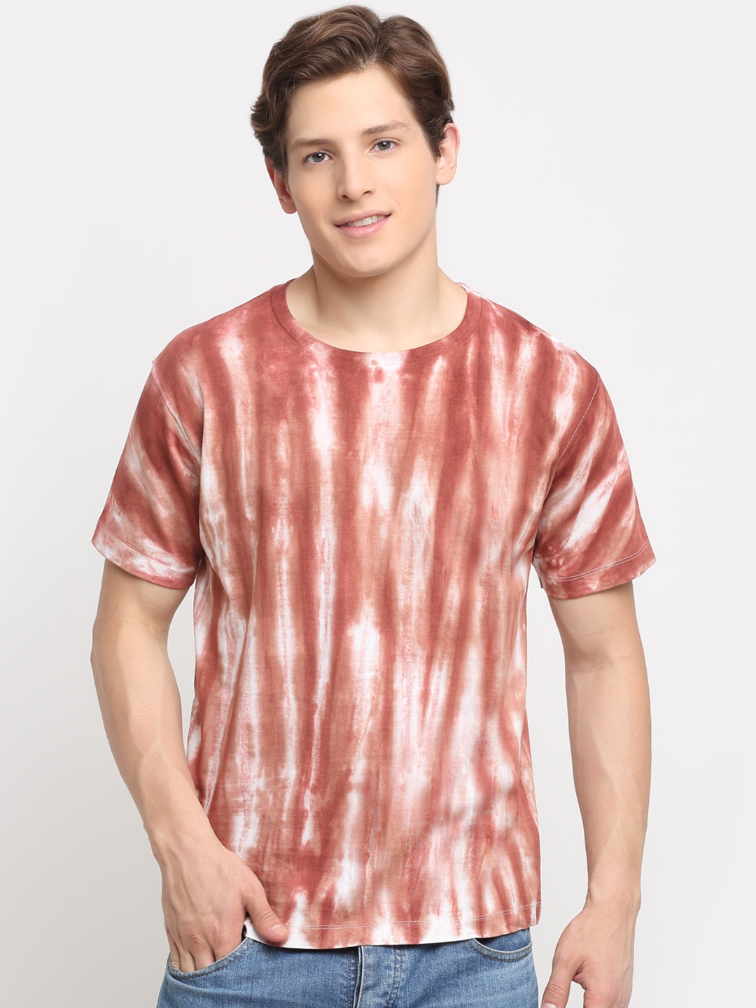 

Ennoble Men Brown Printed Raw Edge T-shirt