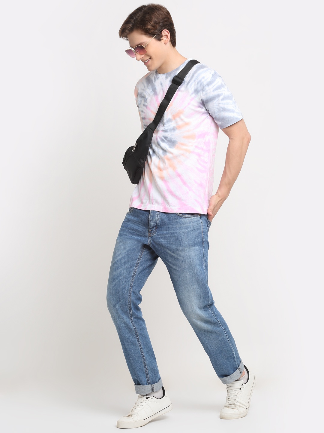 

Ennoble Men Multicoloured Tie and Dye Dyed High Neck T-shirt, Multi