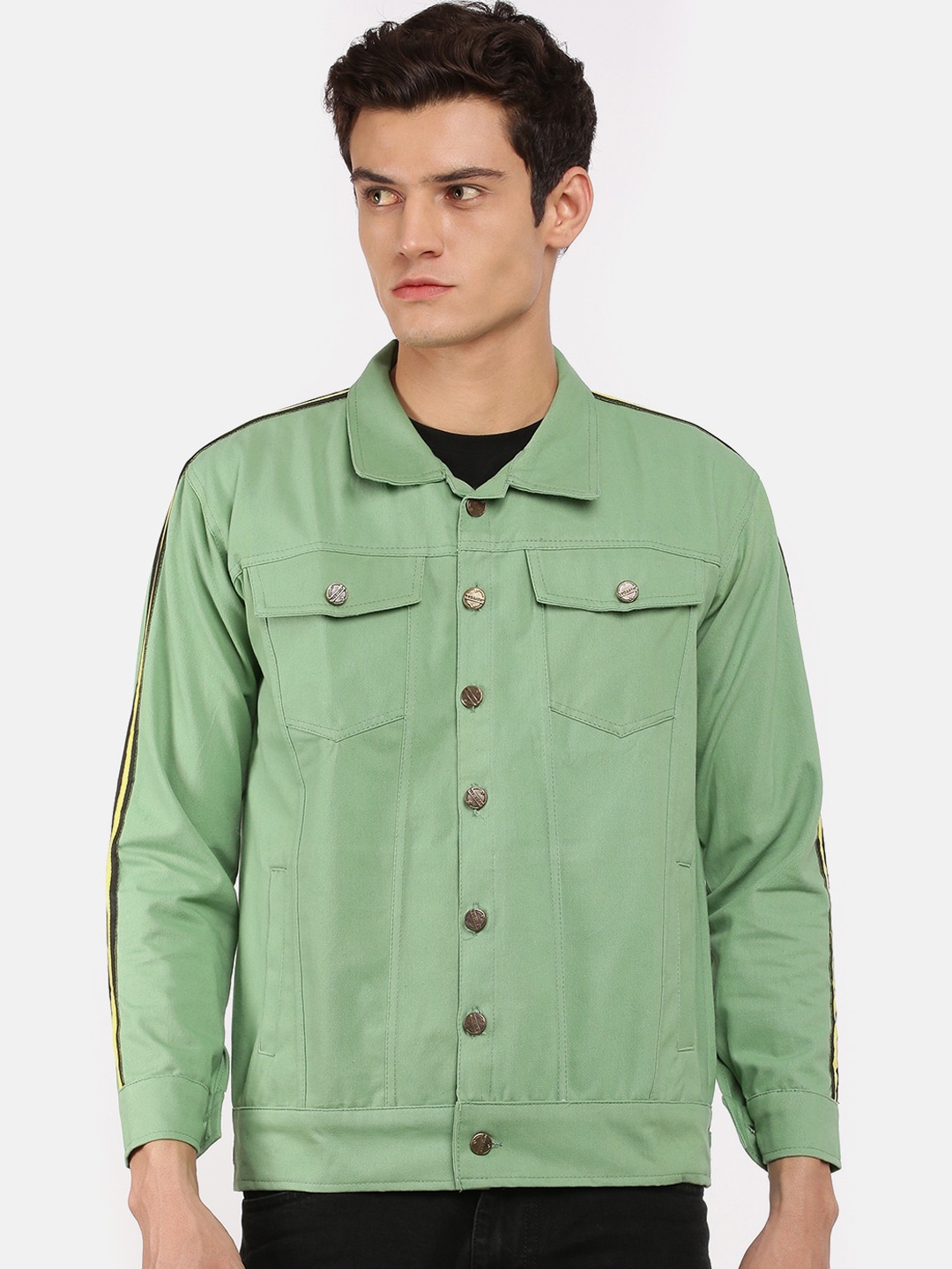 

VOXATI Men Green Colourblocked Denim Jacket