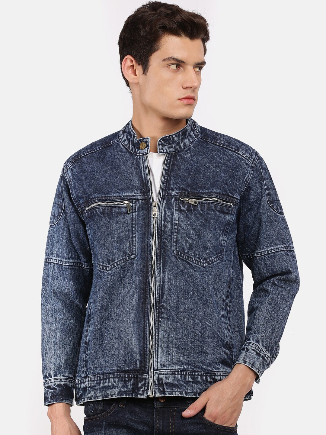 

VOXATI Men Blue Washed Denim Jacket