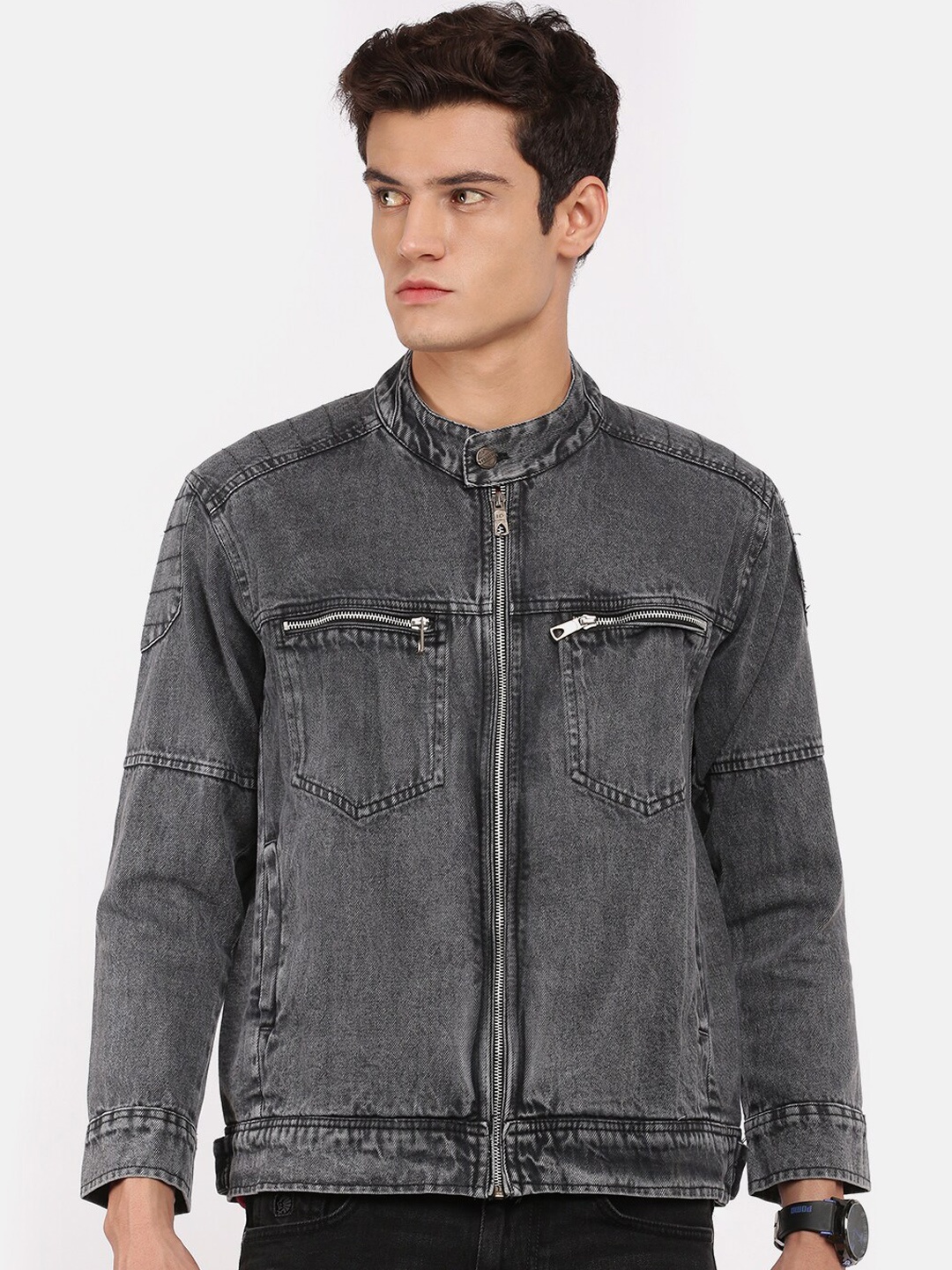 

VOXATI Men Grey Washed Cotton Denim Jacket