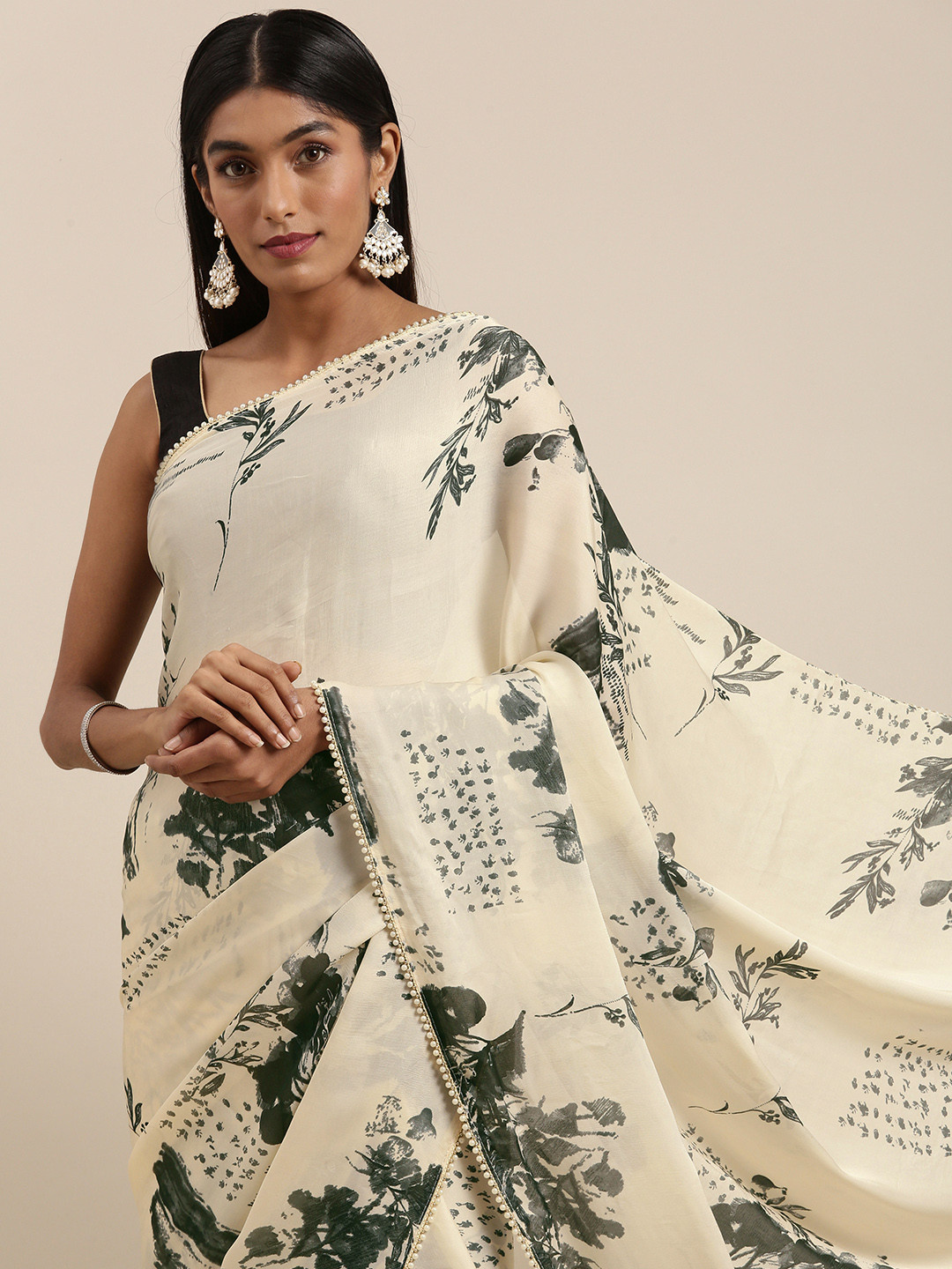 

Shaily Off White & Charcoal Floral Satin Saree