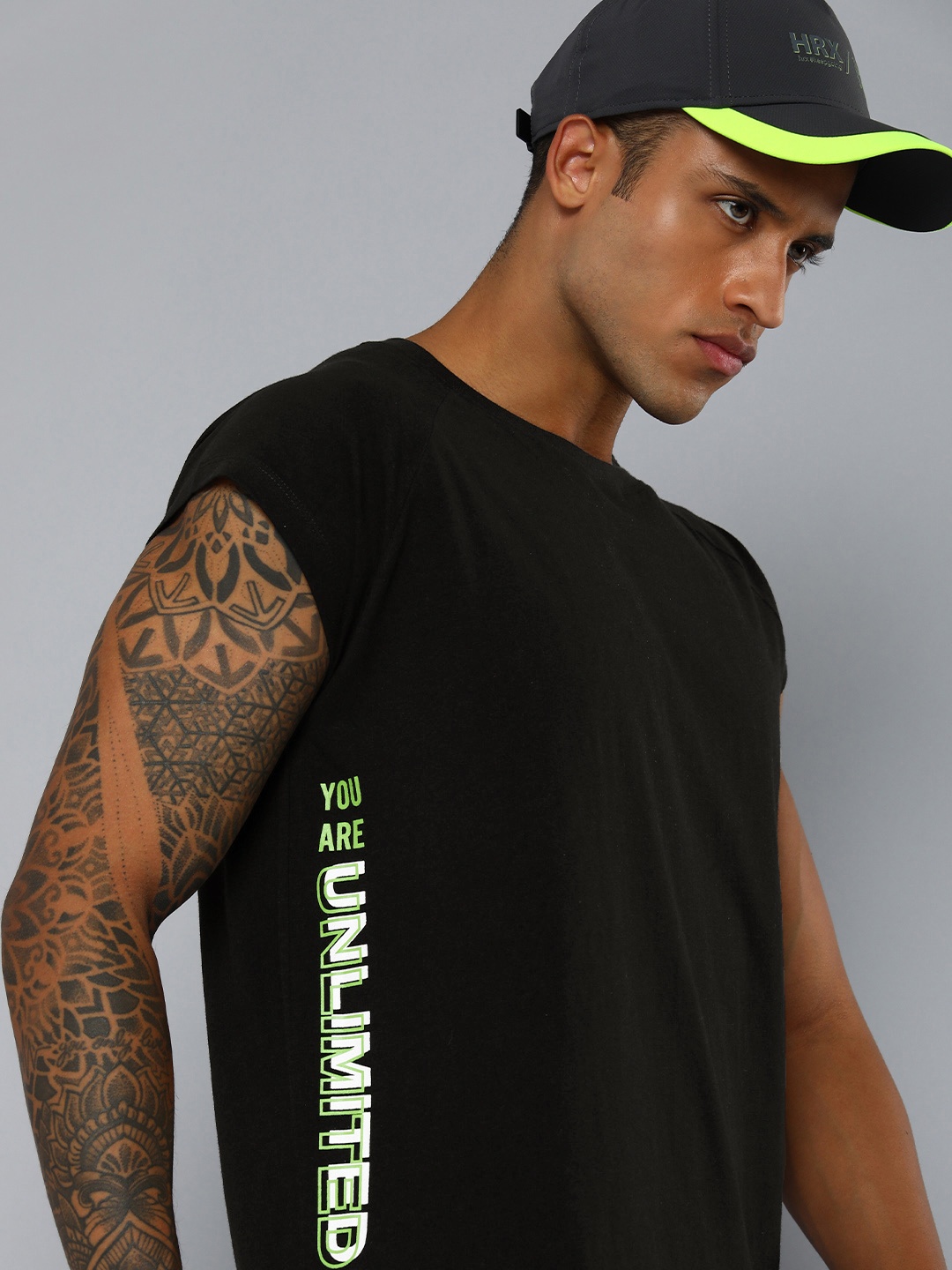 

HRX by Hrithik Roshan Men Black Typography Printed Pure Cotton T-shirt