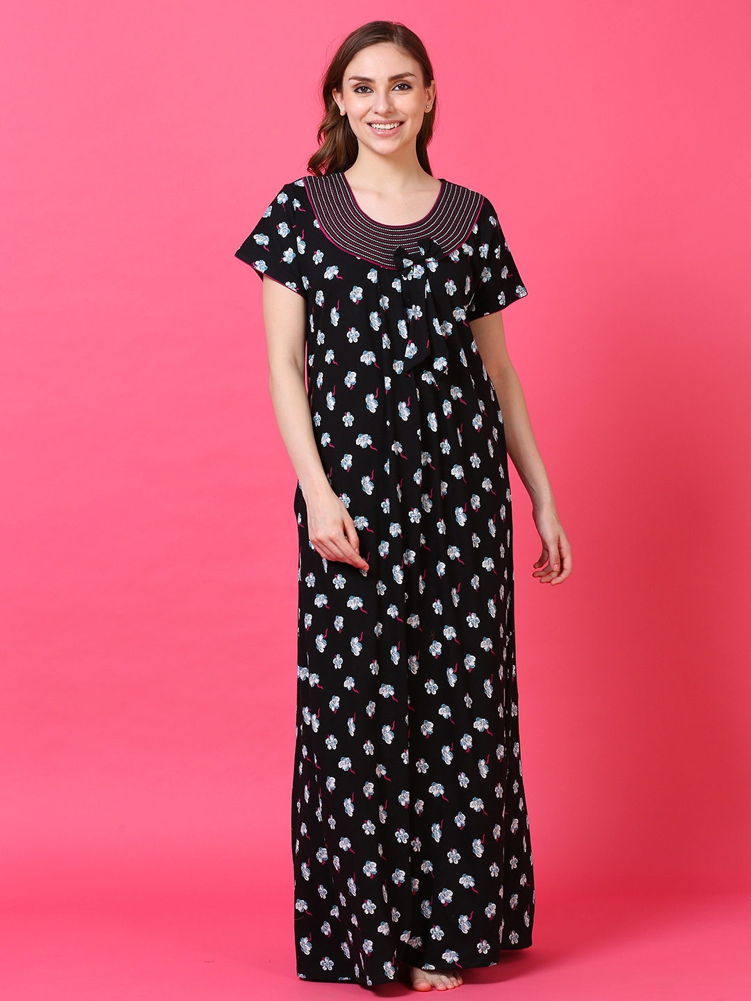 

9shines Label Black Embroidered Maxi Nightdress