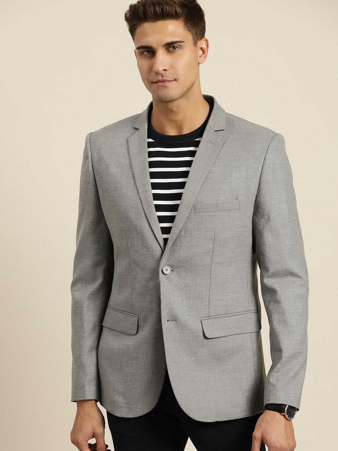 

INVICTUS Men Grey Self Design Slim Fit Single-Breasted Blazer
