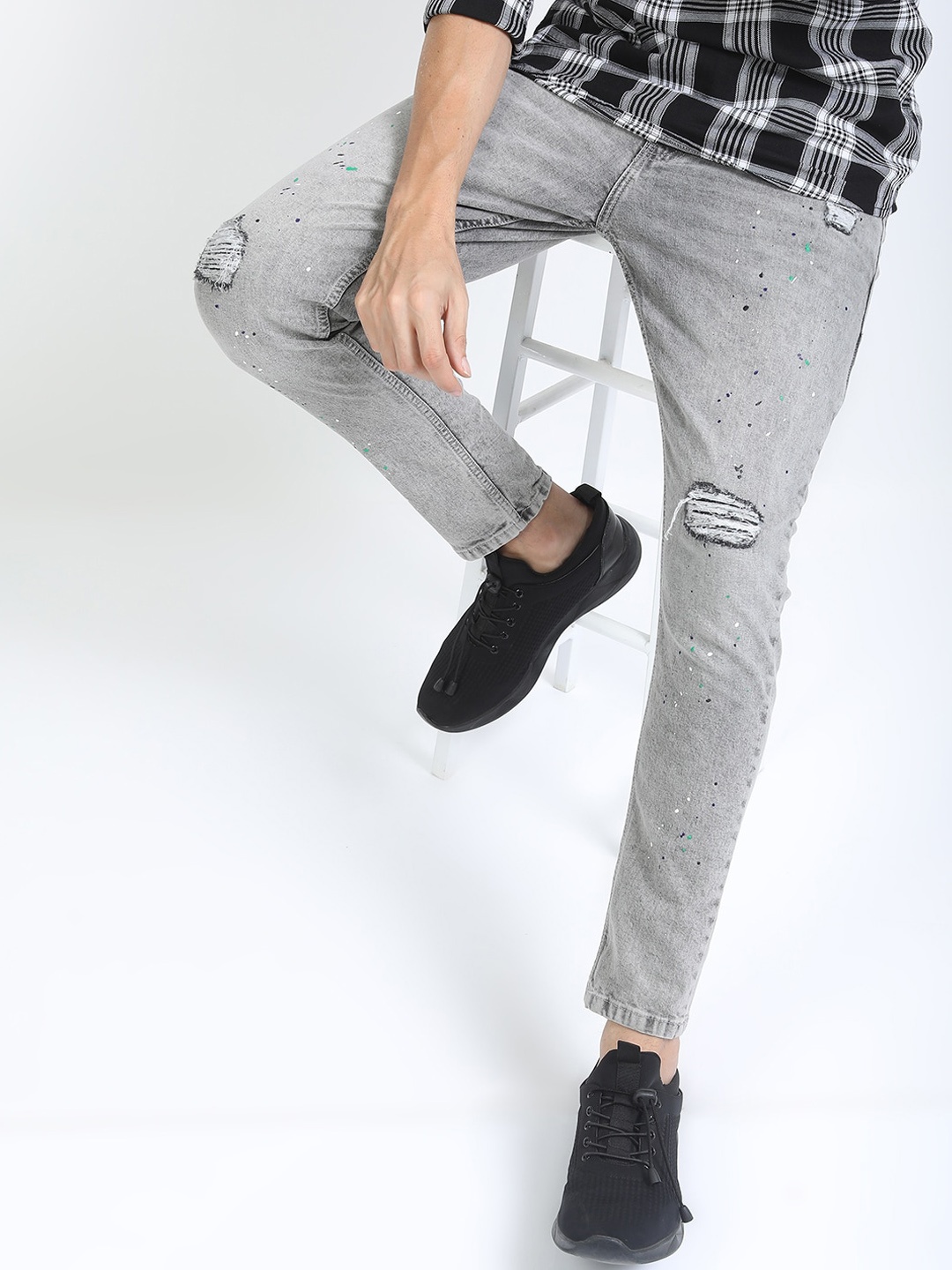 

LOCOMOTIVE Men Grey Tapered Fit Mildly Distressed Stretchable Jeans