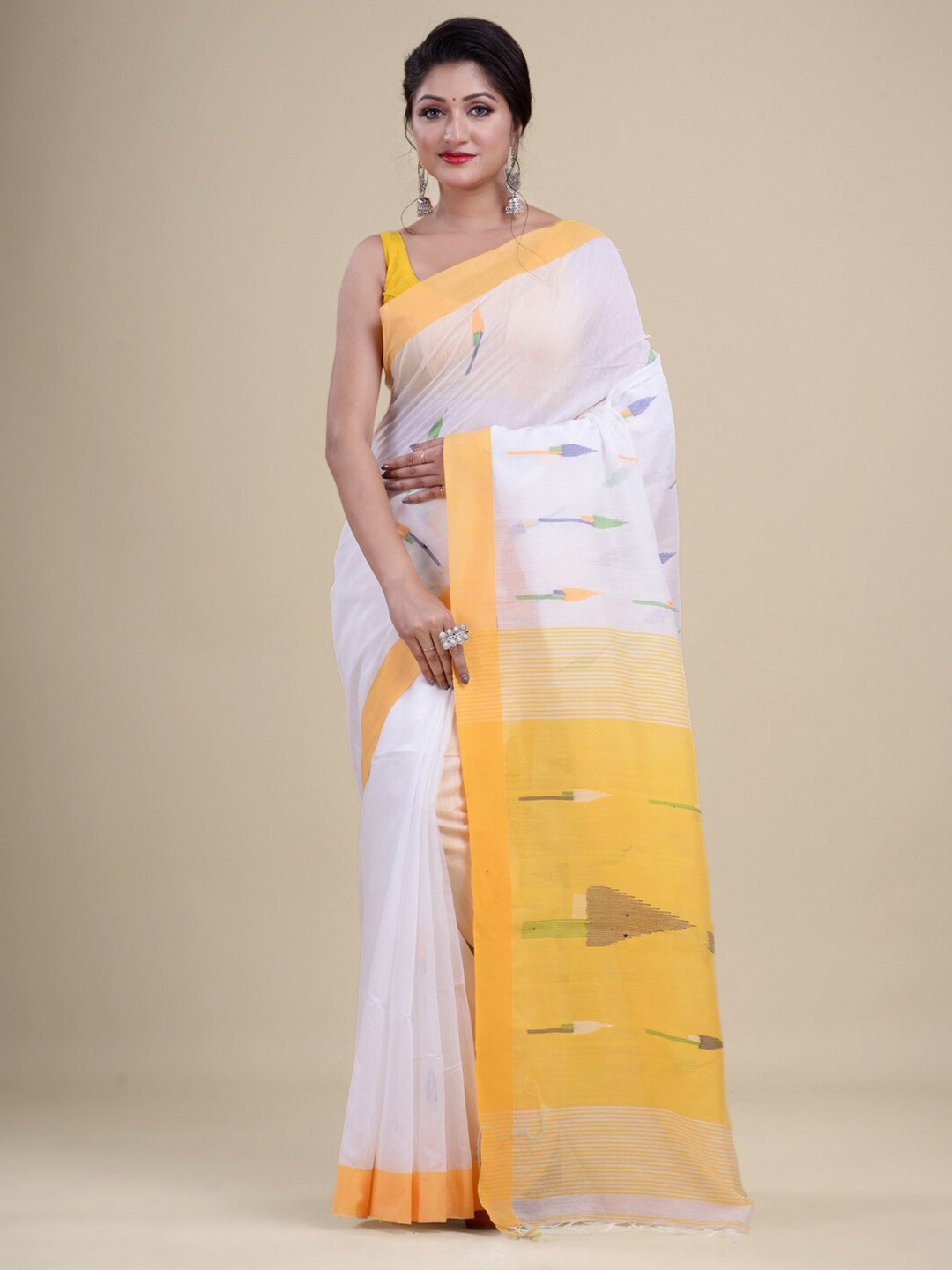 

Laa Calcutta White & Gold-Toned Woven Design Zari Silk Cotton Jamdani Saree