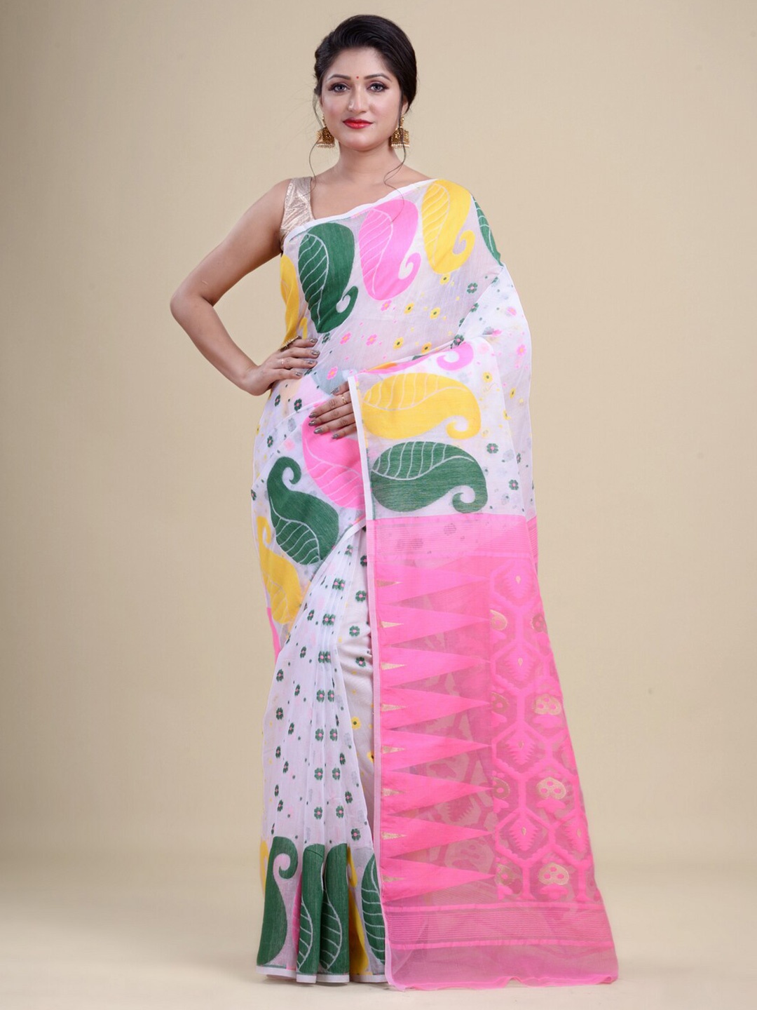 

Laa Calcutta White & Pink Woven Design Silk Cotton Jamdani Saree