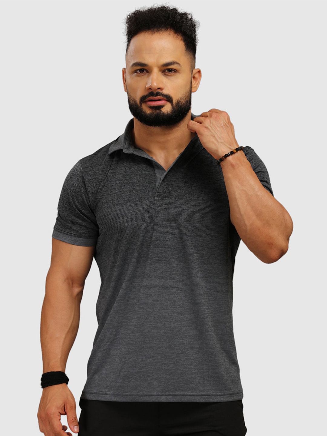 

FUAARK Men Grey Melange Polo Collar Anti Odour Training or Gym T-shirt