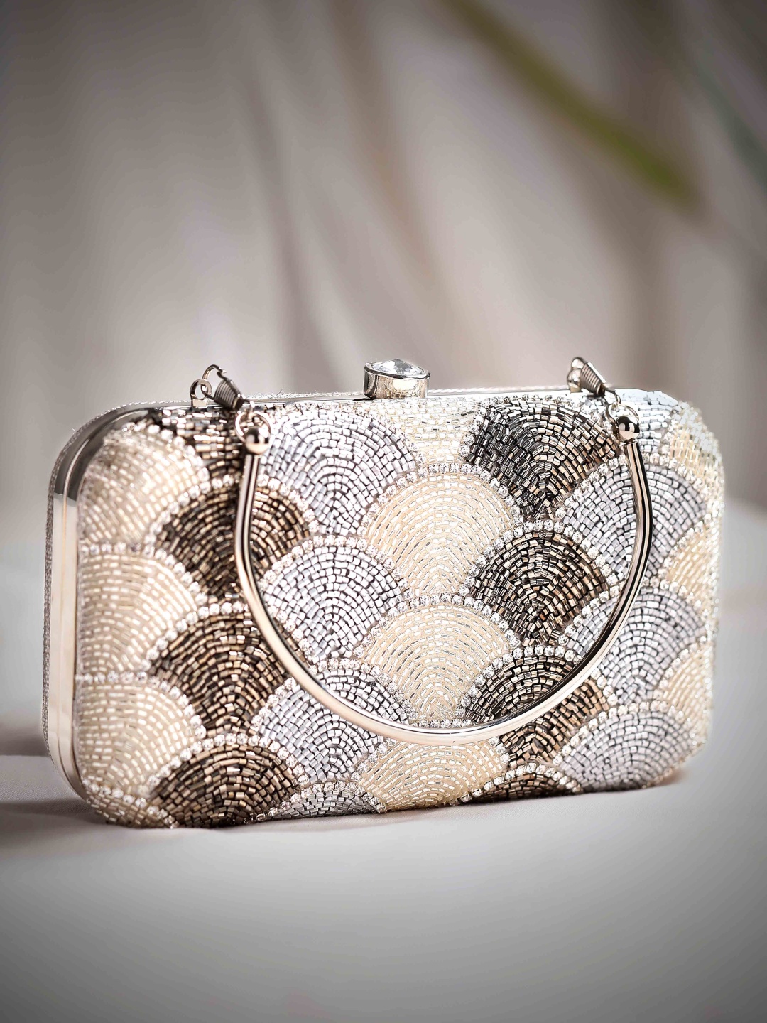 

Rubans White & Silver-Toned Embellished Embroidered Box Clutch