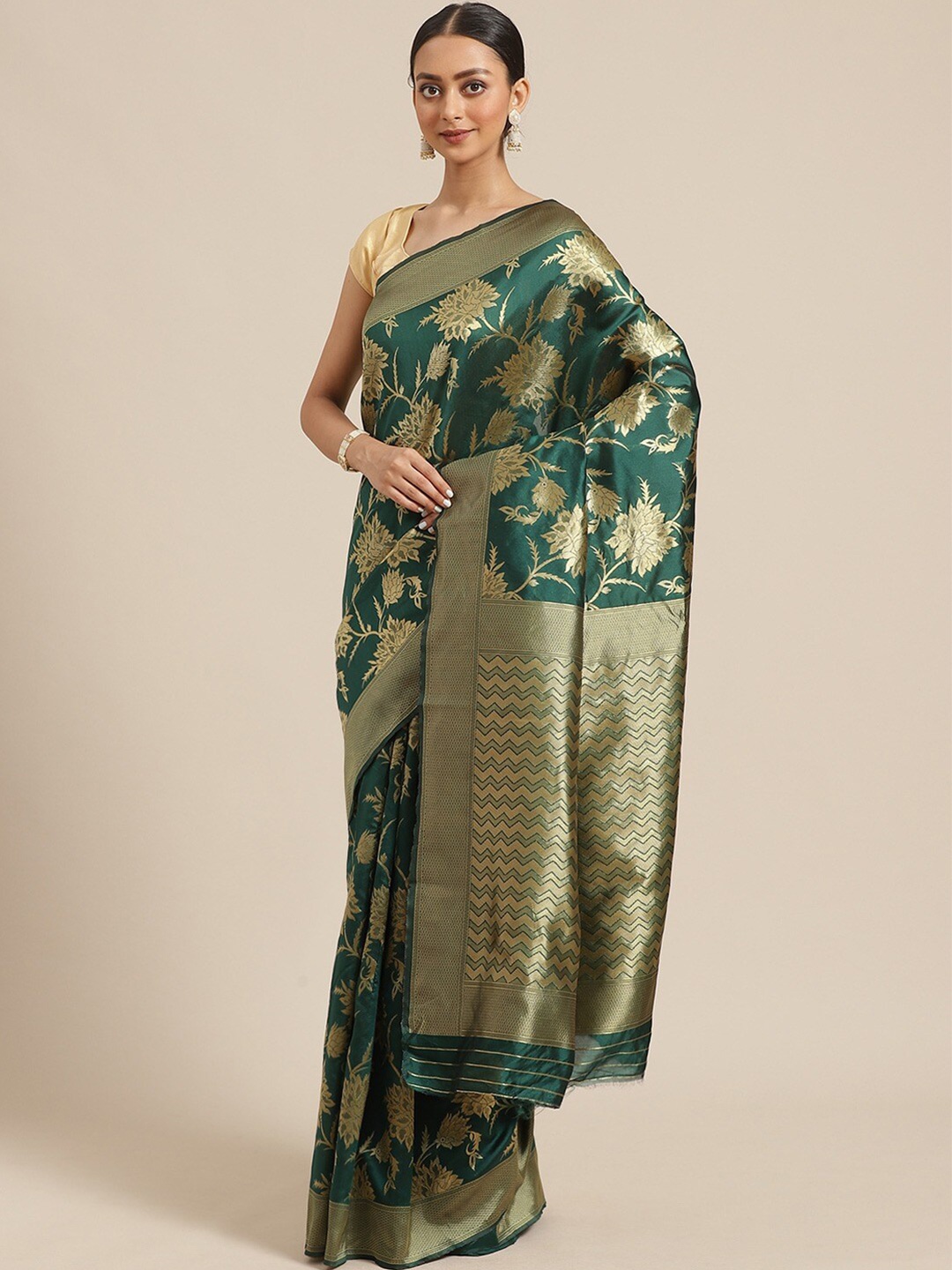 

Shaily Green & Gold-Toned Woven Design Silk Blend Saree