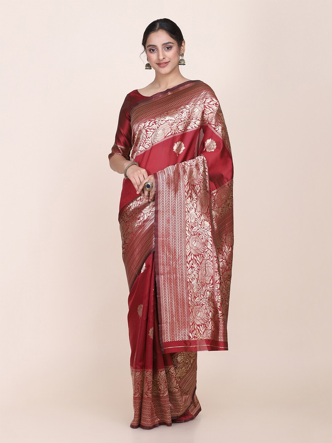 

Shaily Magenta & Silver-Toned Floral Zari Silk Blend Saree