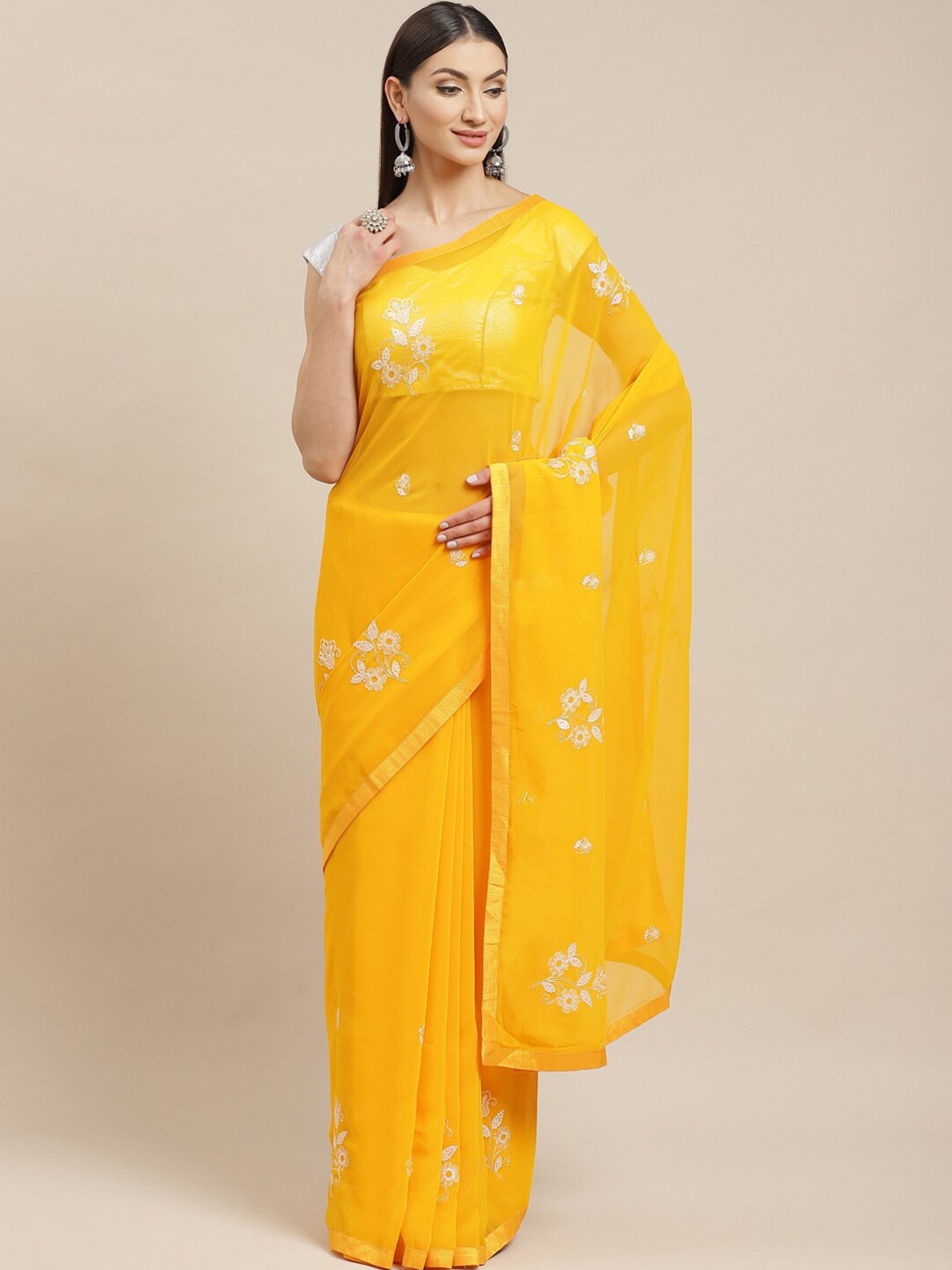 

Shaily Yellow & White Ethnic Motifs Sequinned Saree
