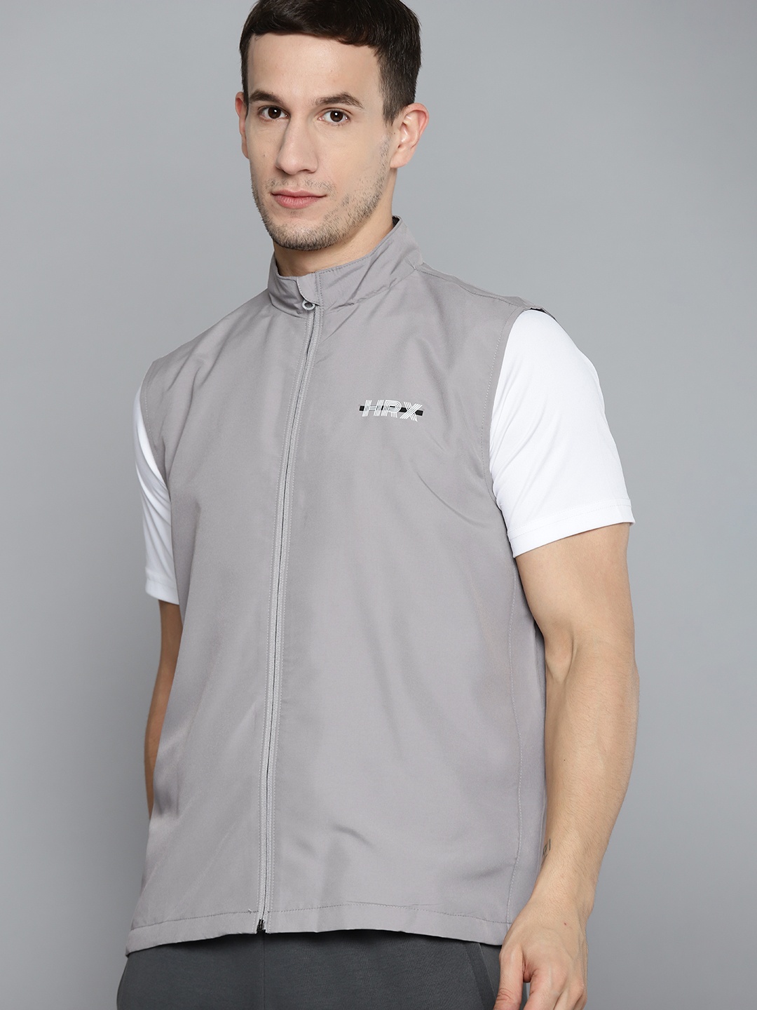 

HRX by Hrithik Roshan Men Grey Sleeveless Tailored Jacket