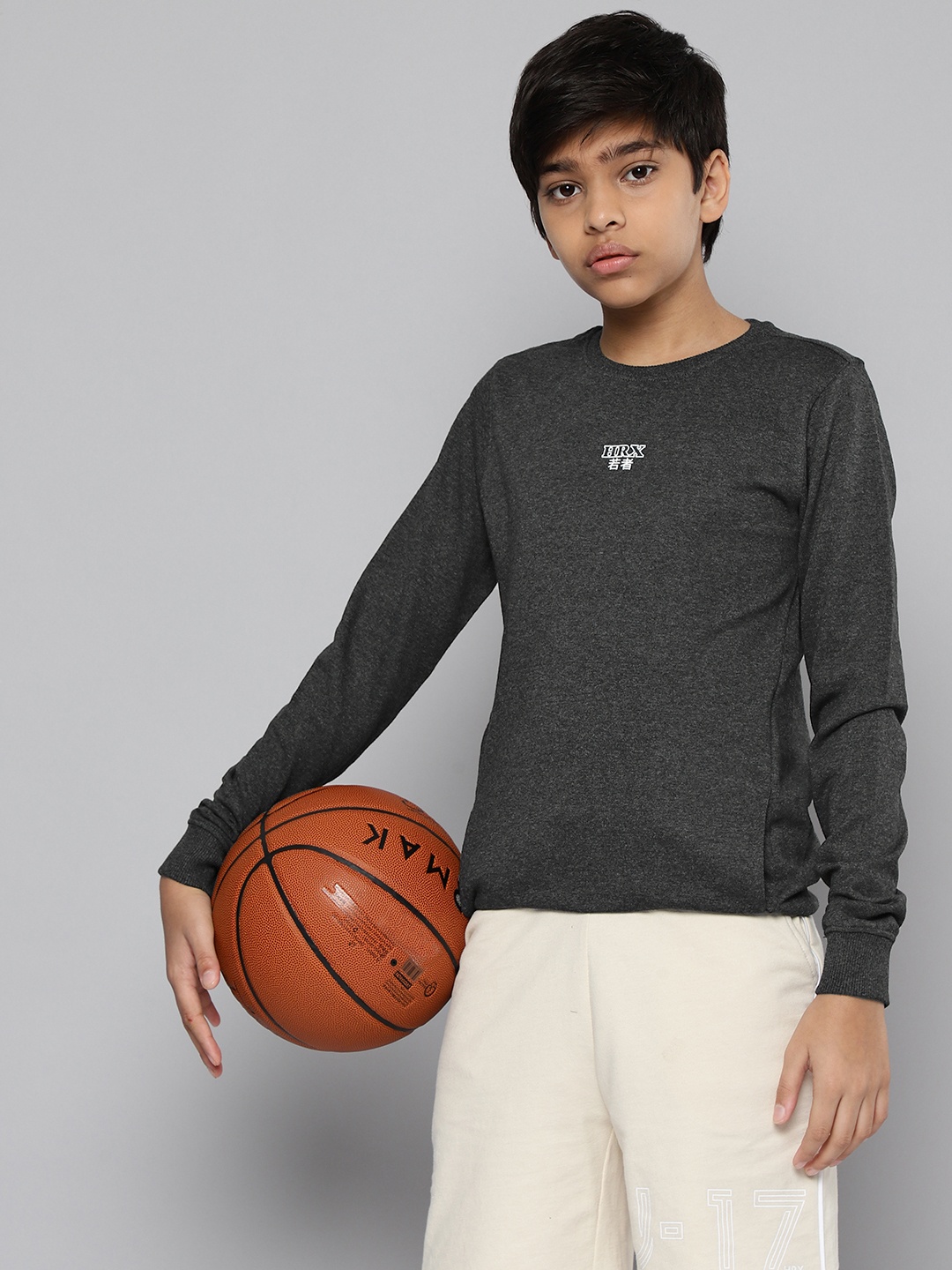 

HRX by Hrithik Roshan Boys Charcoal Solid Sweatshirt