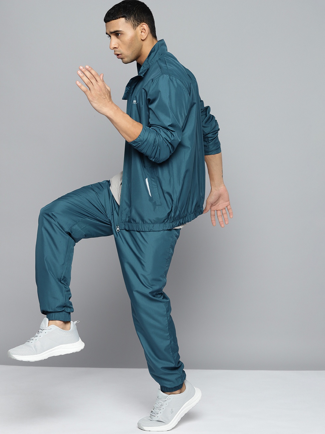

HRX By Hrithik Roshan Men Teal Blue Running Rapid-Dry Tracksuit