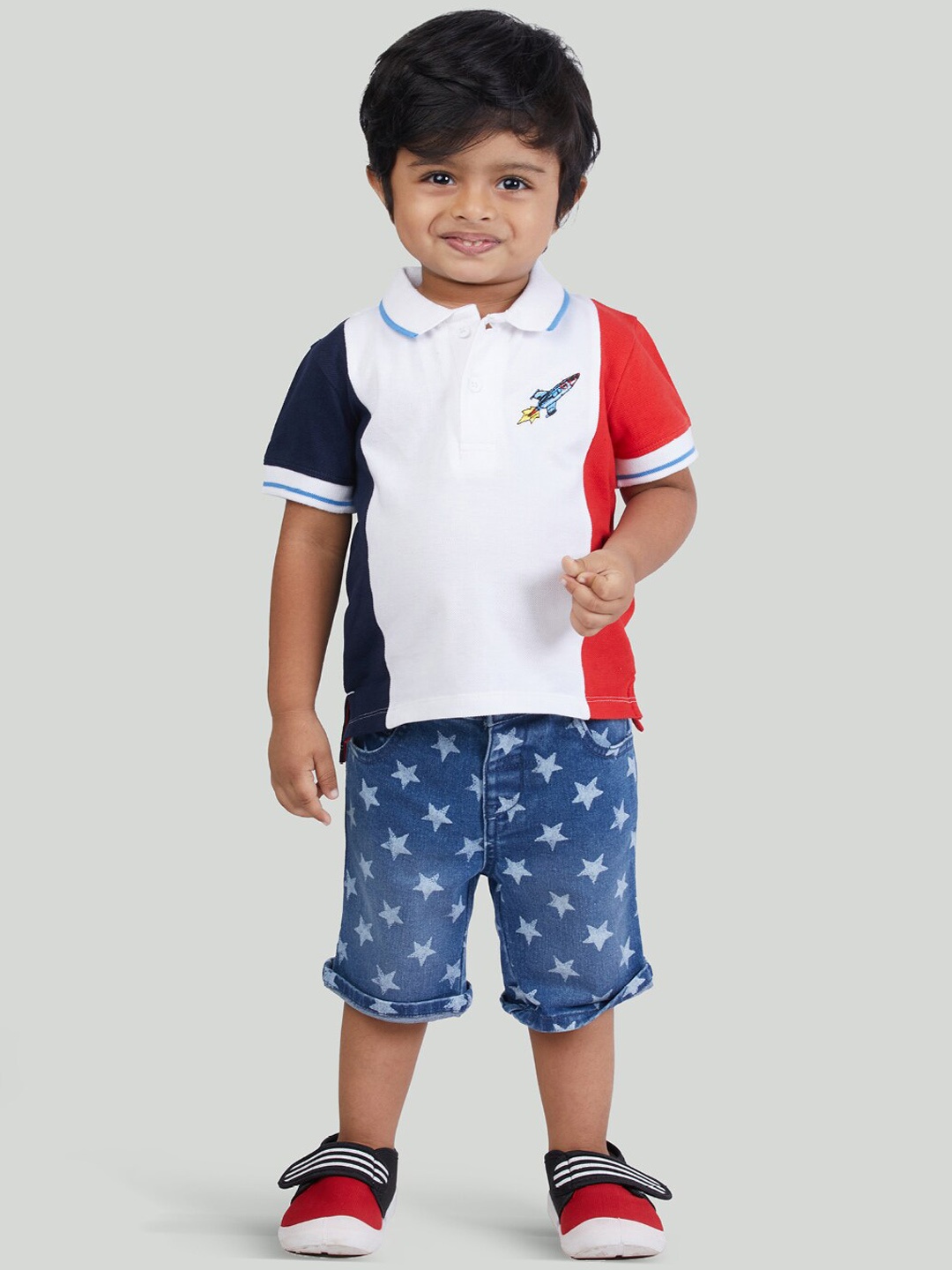 

Zalio Boys Multicoloured Colourblocked T-shirt with Shorts, Multi