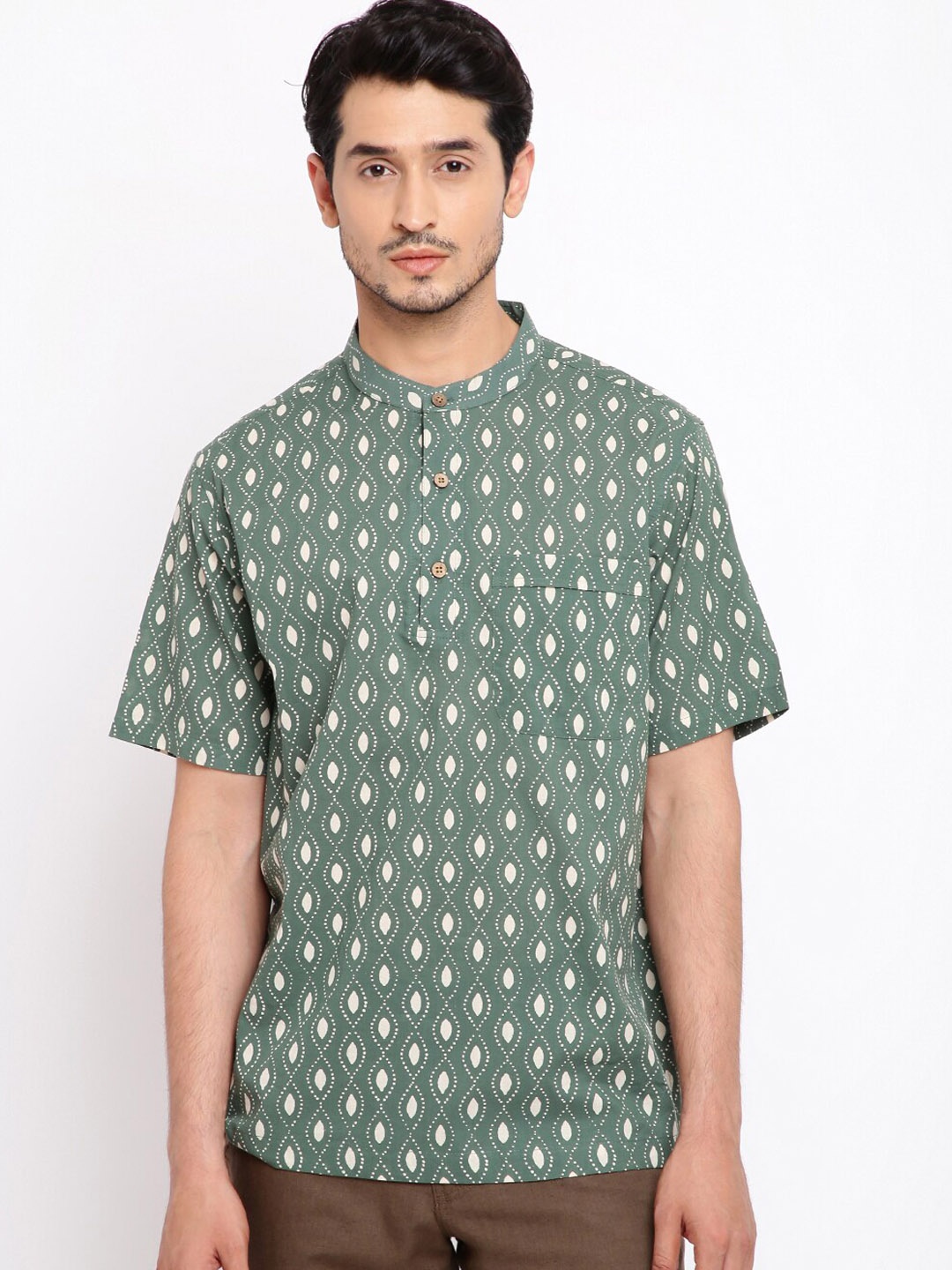 

Fabindia Men Green Geometric Printed Cotton Short Kurta