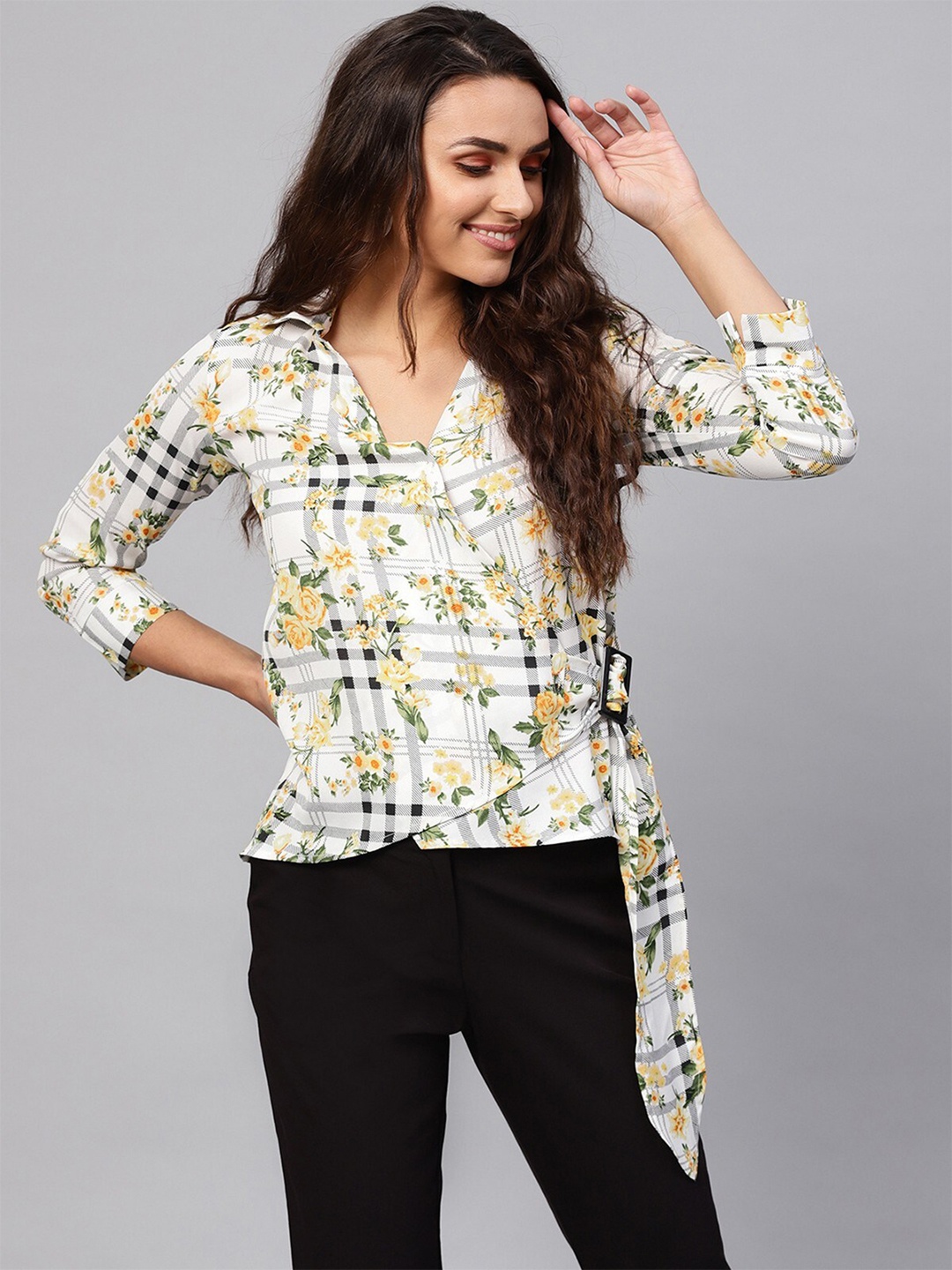

Pannkh White Floral Print Wrap Top