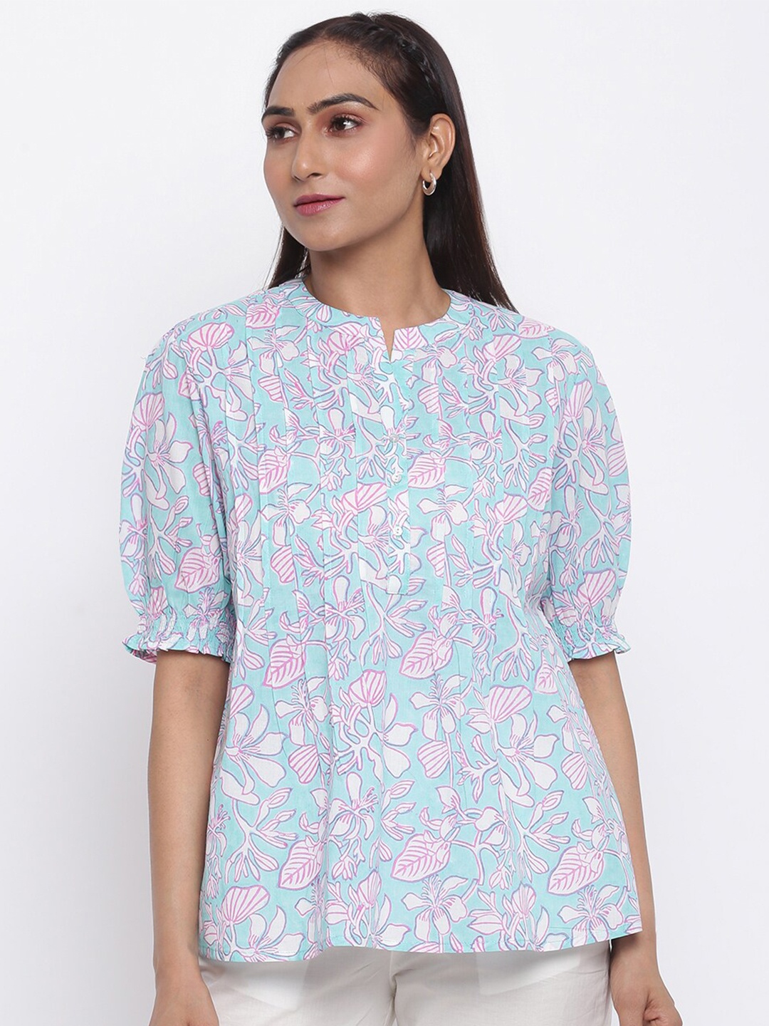 

Fabindia Blue Floral Print Boxy Top