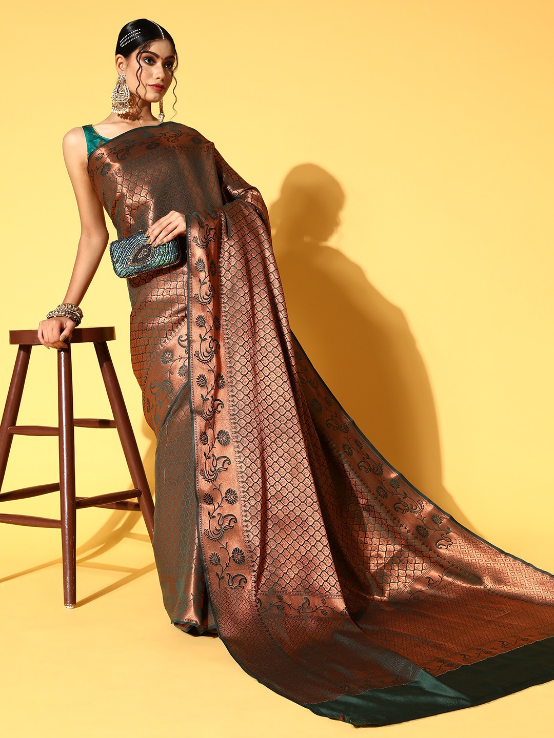 

Chhabra 555 Green & Golden Ethnic Motifs Zari Silk Blend Banarasi Saree