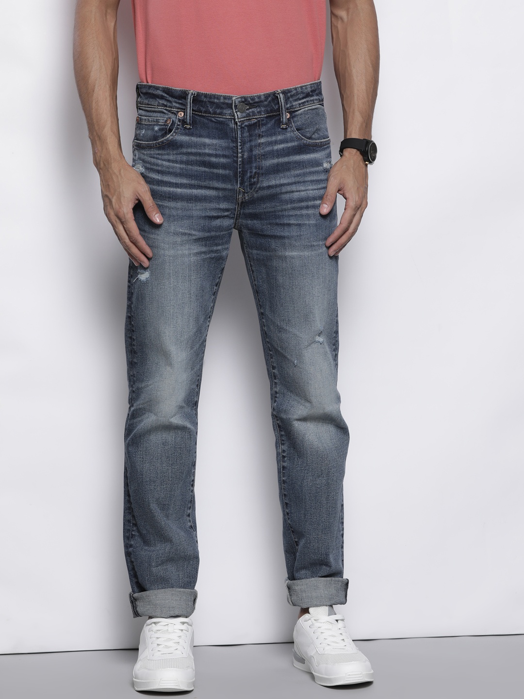 

AMERICAN EAGLE OUTFITTERS Men Blue Straight Fit Low Distress Light Fade Stretchable Jeans