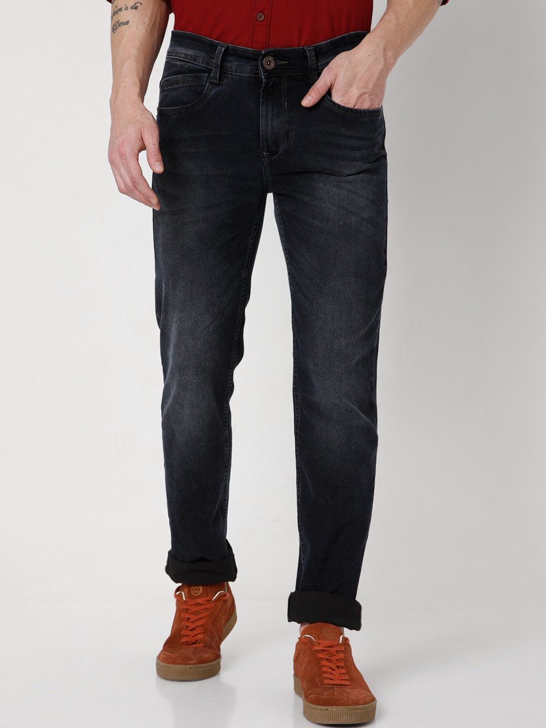 

Mufti Men Black Heavy Fade Stretchable Jeans