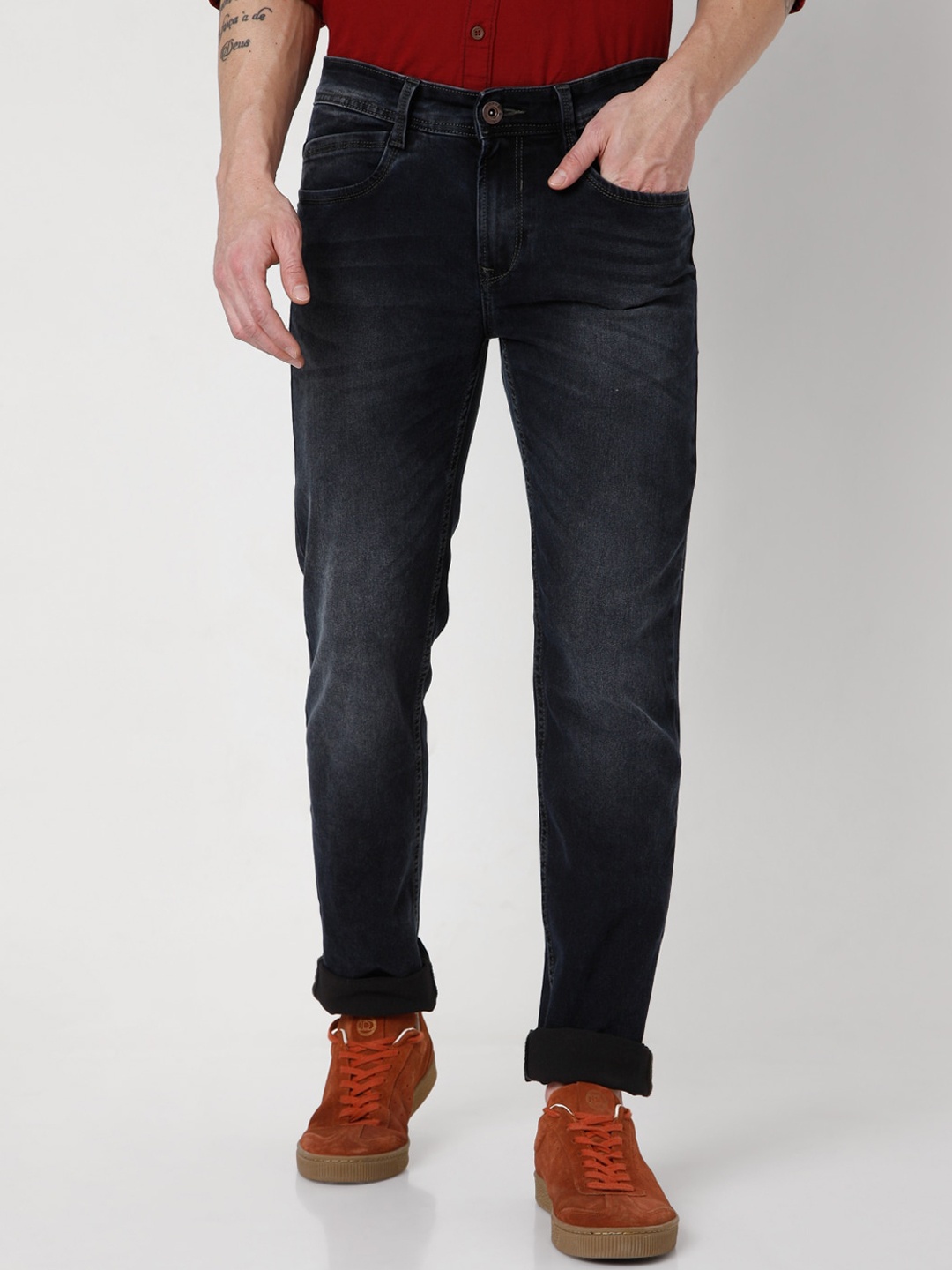 

Mufti Men Black Heavy Fade Stretchable Jeans
