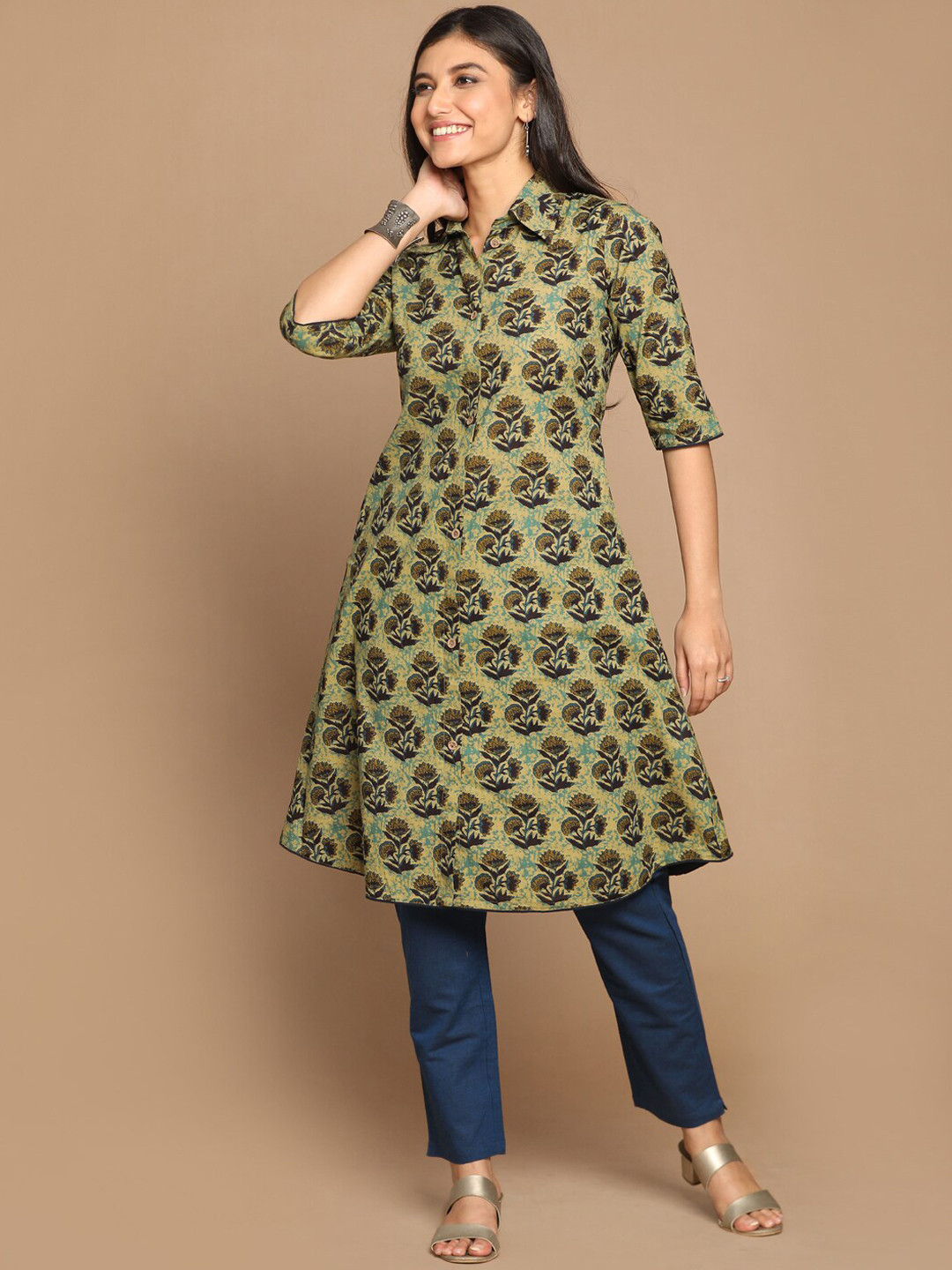 

Earthwear Women Olive Green Ajrakh Printed Cotton Kurta with Shirt Collar