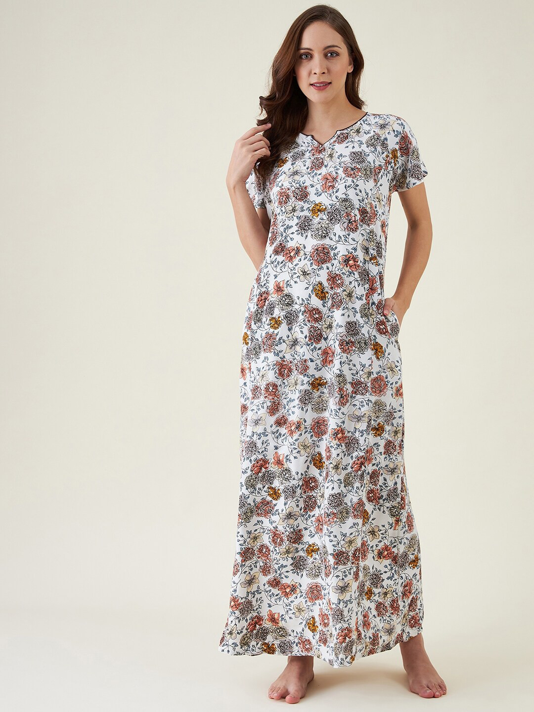 

The Kaftan Company Women White Floral Printed Maxi Nightdress