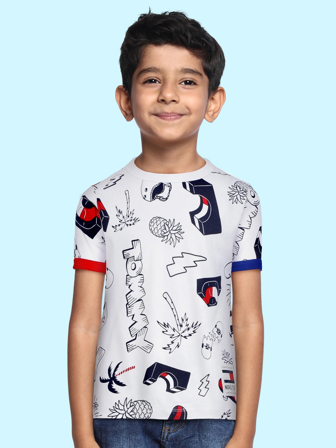 

Tommy Hilfiger Boys White & Navy Blue Conversational Printed Pure Cotton T-shirt