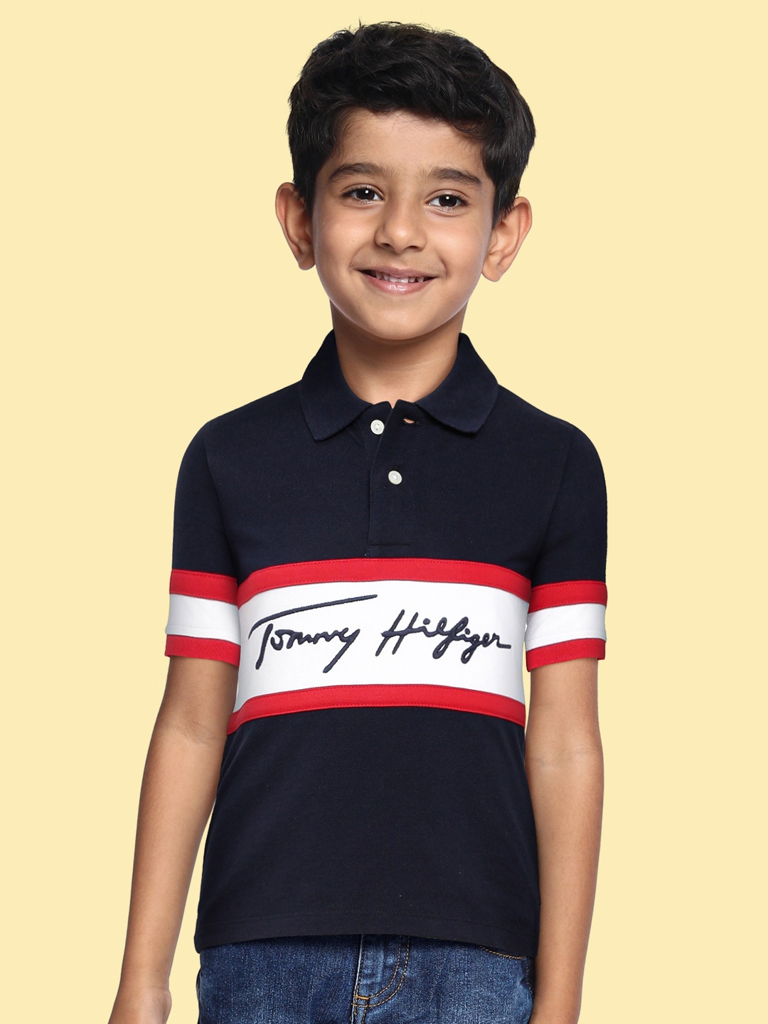 

Tommy Hilfiger Boys Navy Blue & White Colourblocked and Embroidered Pure Cotton T-shirt