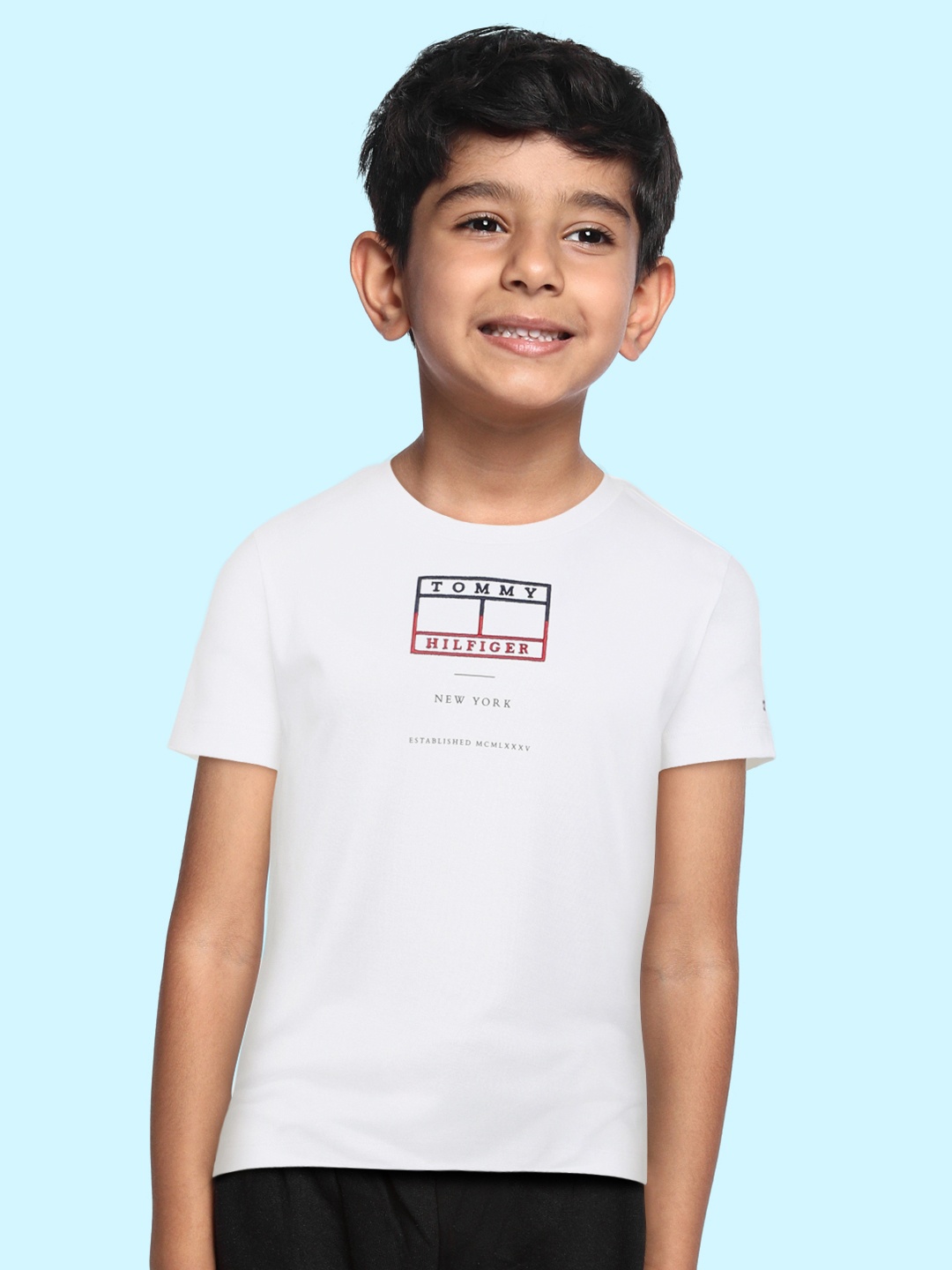 

Tommy Hilfiger Boys White Brand Logo Embroidered Pure Cotton T-shirt