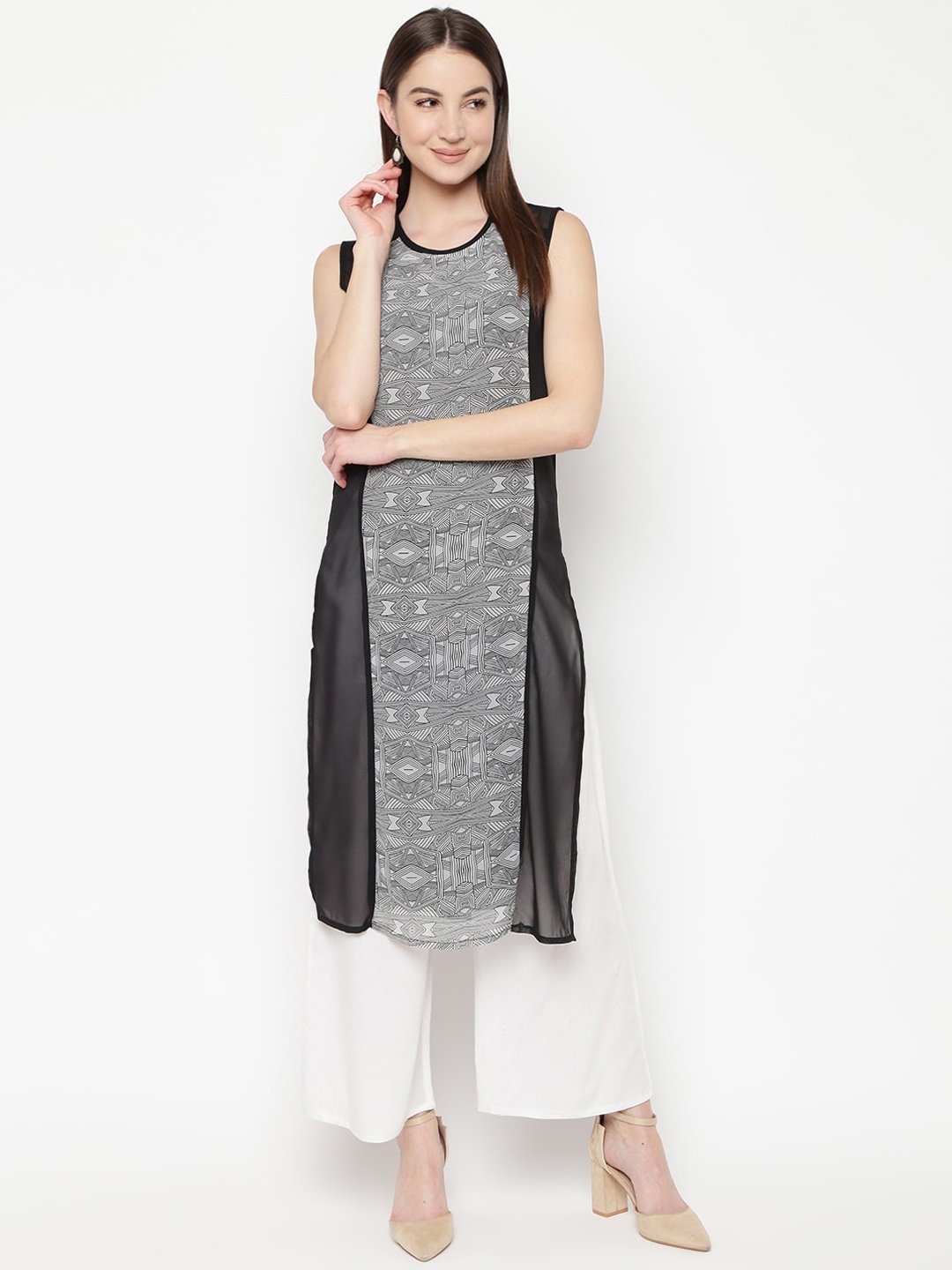 

Napra Women Black & White Geometric Printed Panelled Georgette Kurta
