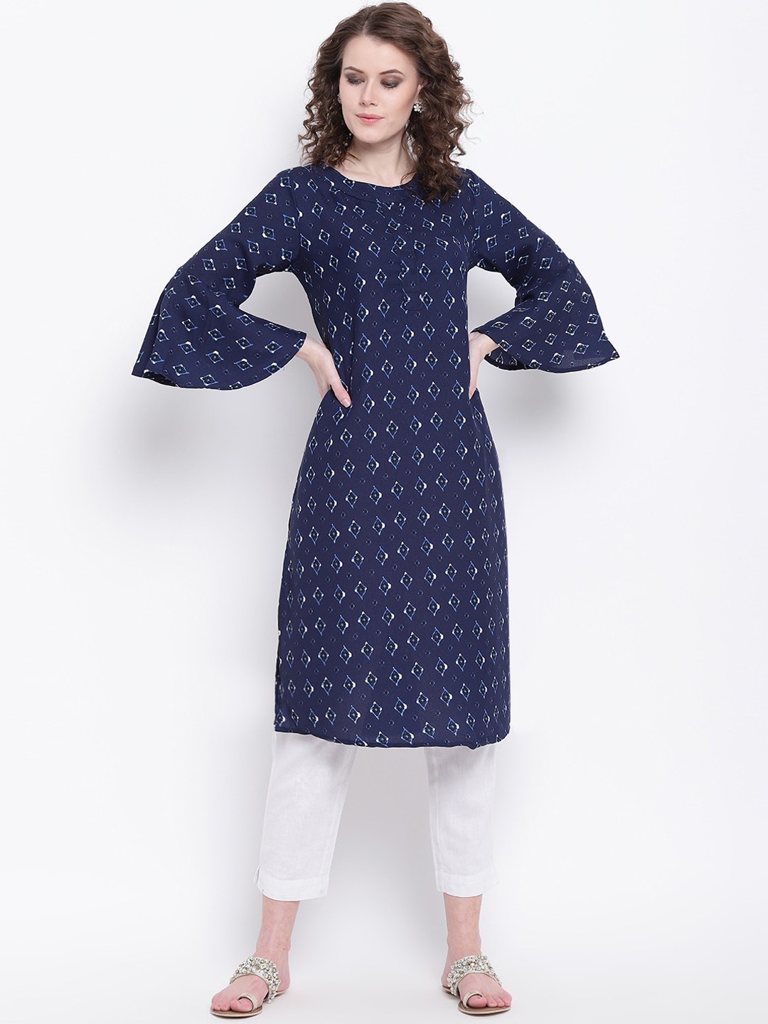 

Napra Women Blue Geometric Printed Bell Sleeves Straight Kurta