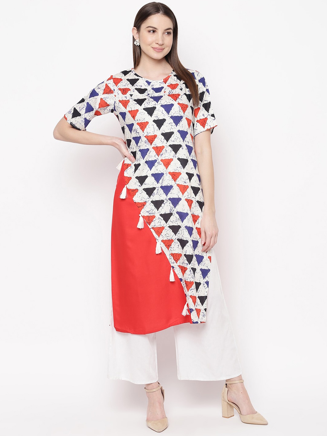 

Napra Women Red & White Geometric Printed Straight Kurta