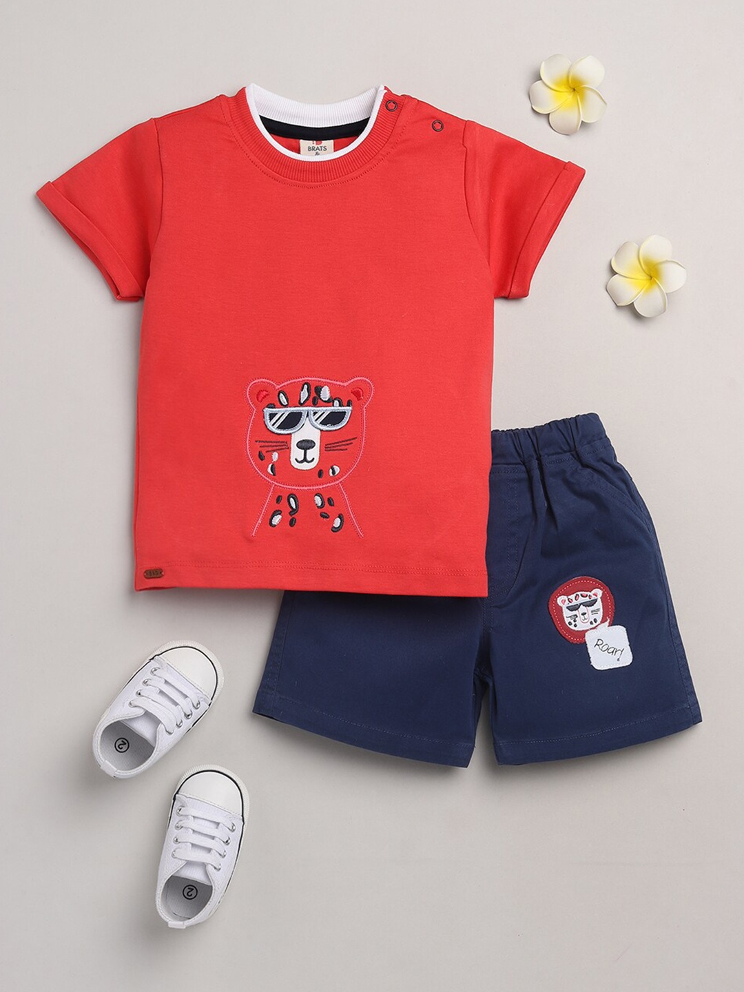 

BRATS AND DOLLS Boys Red & Navy Blue Printed T-shirt with Shorts