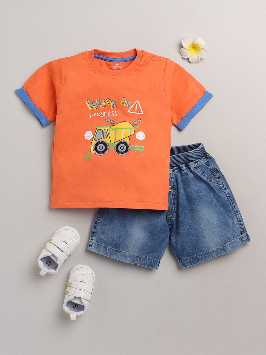 

BRATS AND DOLLS Boys Orange & Blue Printed T-shirt with Shorts