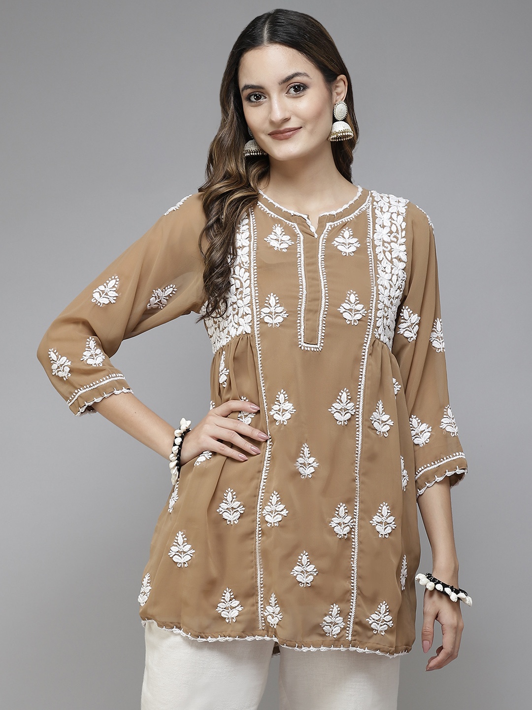 

ADA Beige & White Ethnic Motifs Embroidered Chikankari Handloom Kurti with Inner