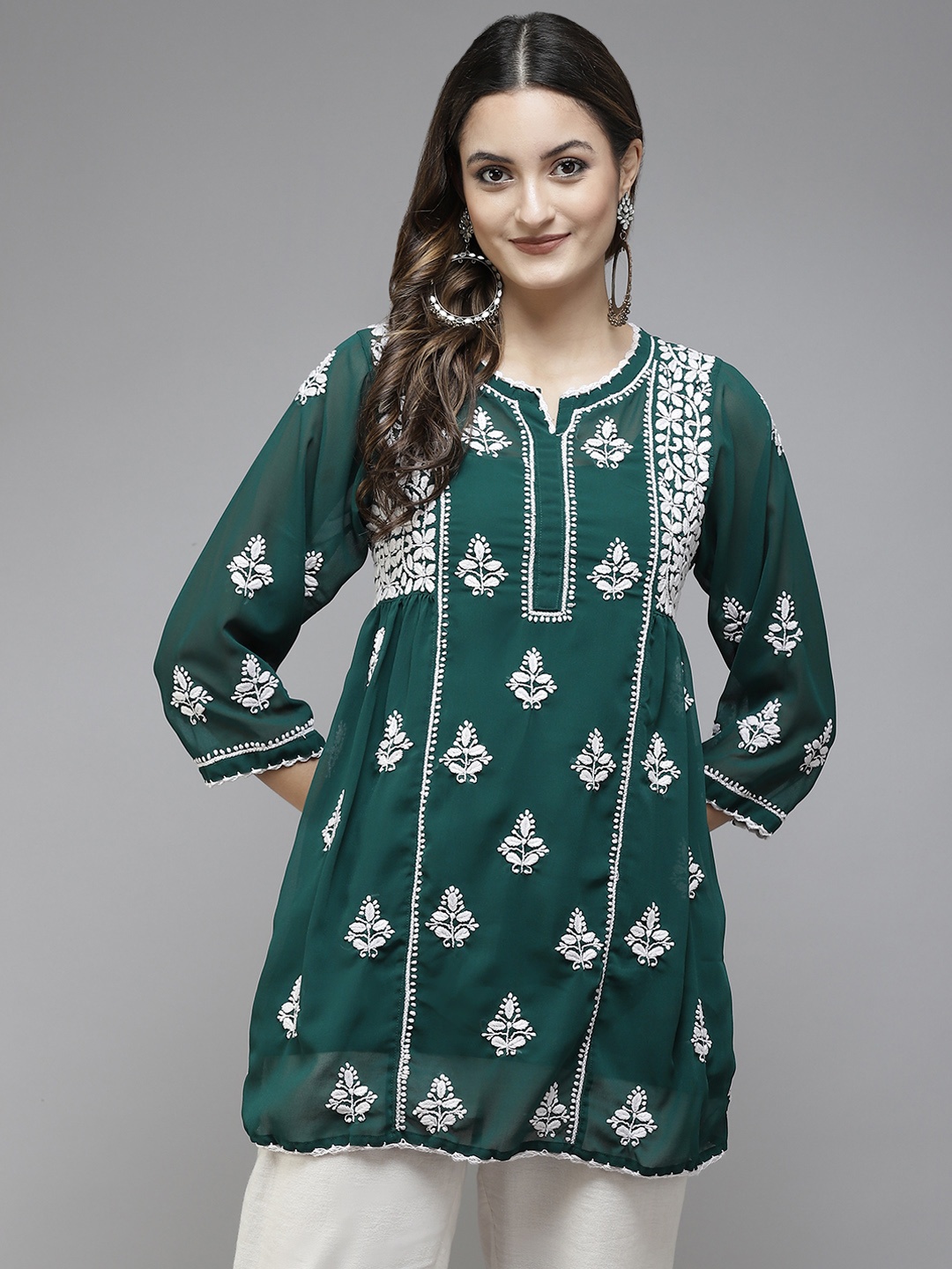 

ADA Women Green & White Ethnic Motif Embroidered Chikankari Handloom Kurti With Slip