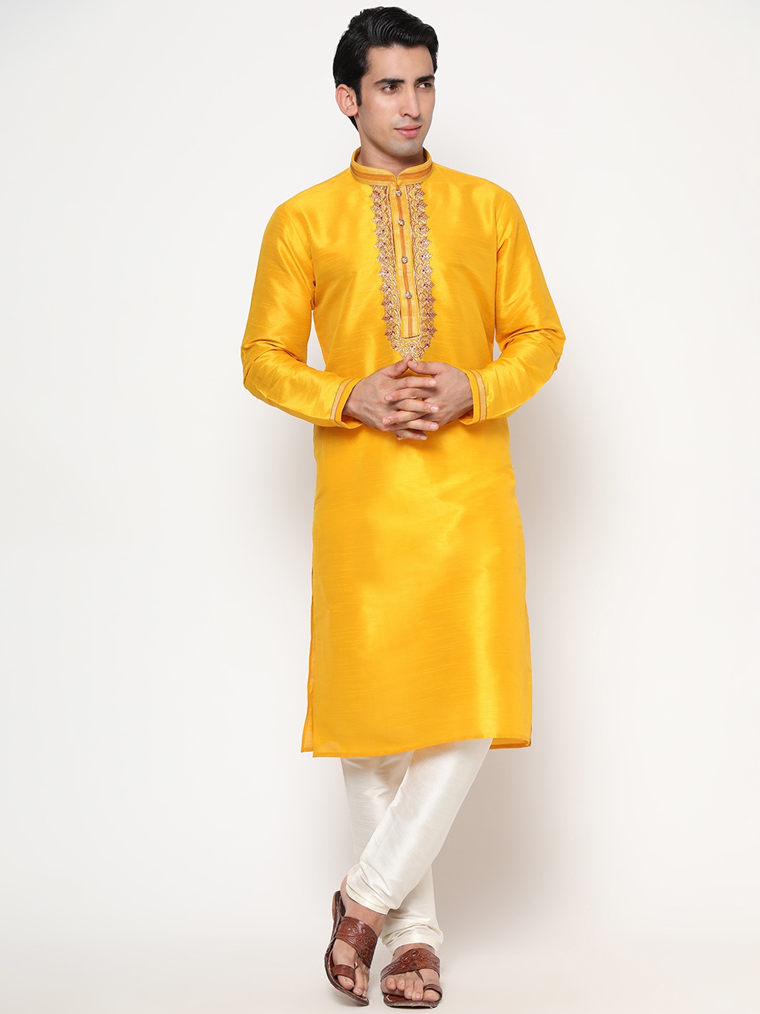 

LAGAAV Men Yellow Zardozi Raw Silk Kurta with Pyjamas