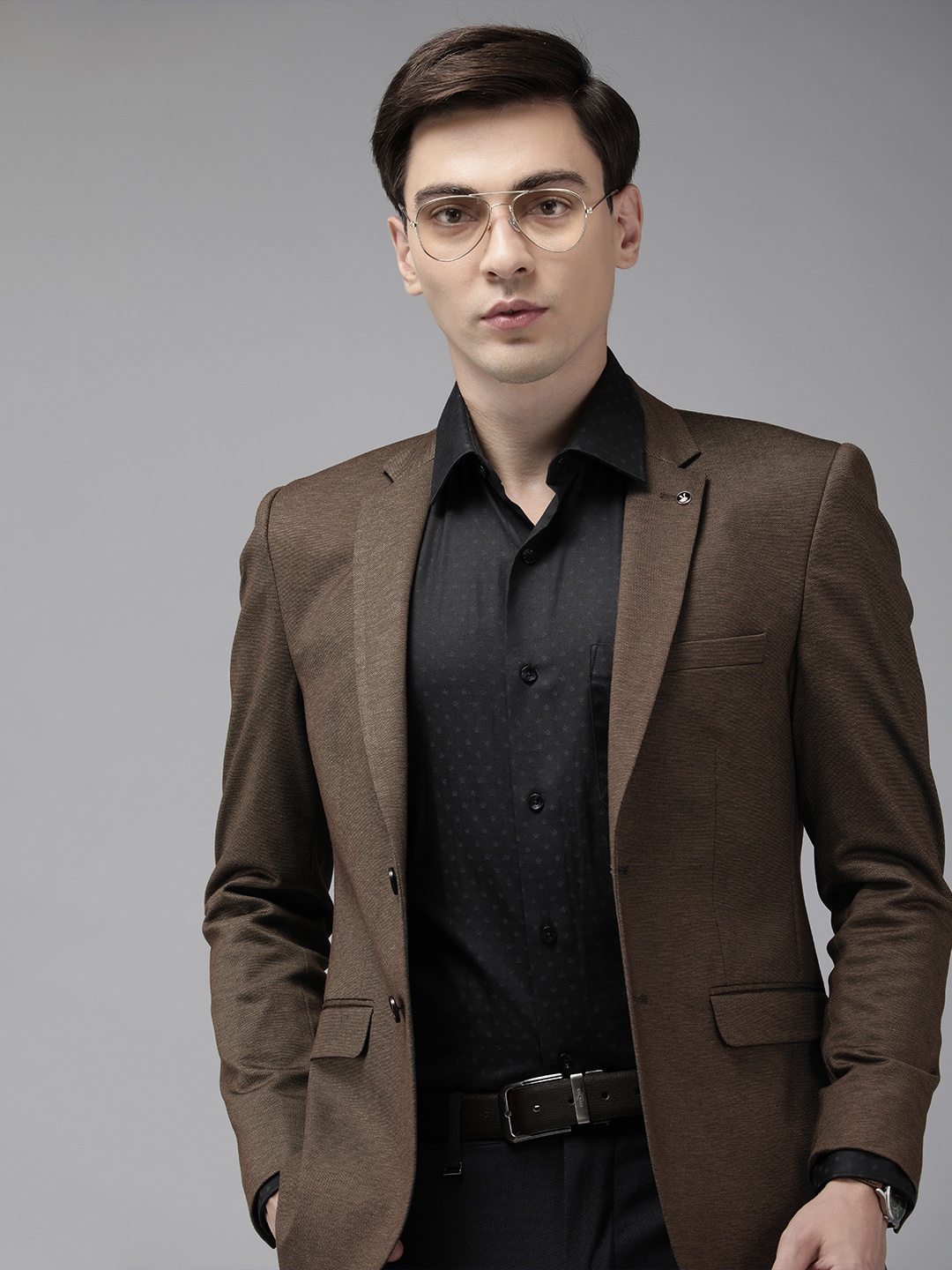 

Van Heusen Men Brown Self-Design Slim-Fit Single-Breasted Formal Blazer