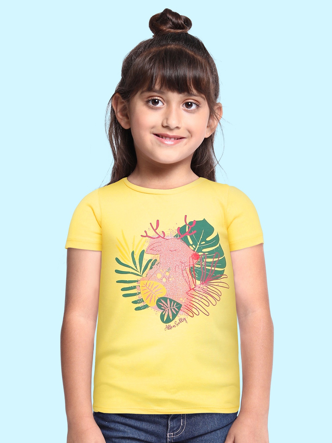 

Allen Solly Junior Girls Yellow Printed Pure Cotton T-shirt