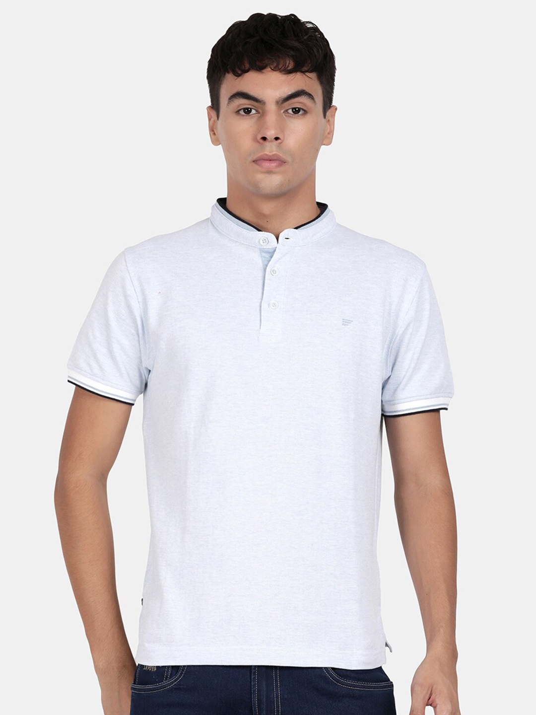 

t-base Men White Mandarin Collar Solid Cotton T-shirt